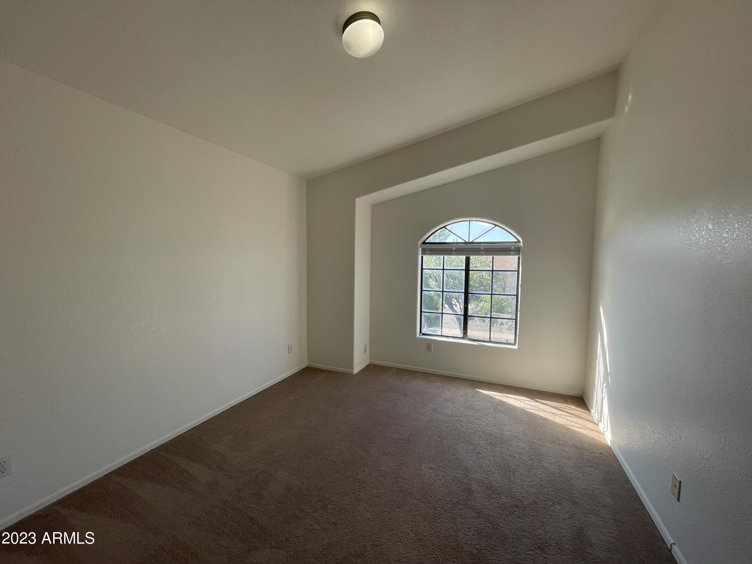 MOUNTAIN RIDGE PHASE 1 - Residential Lease