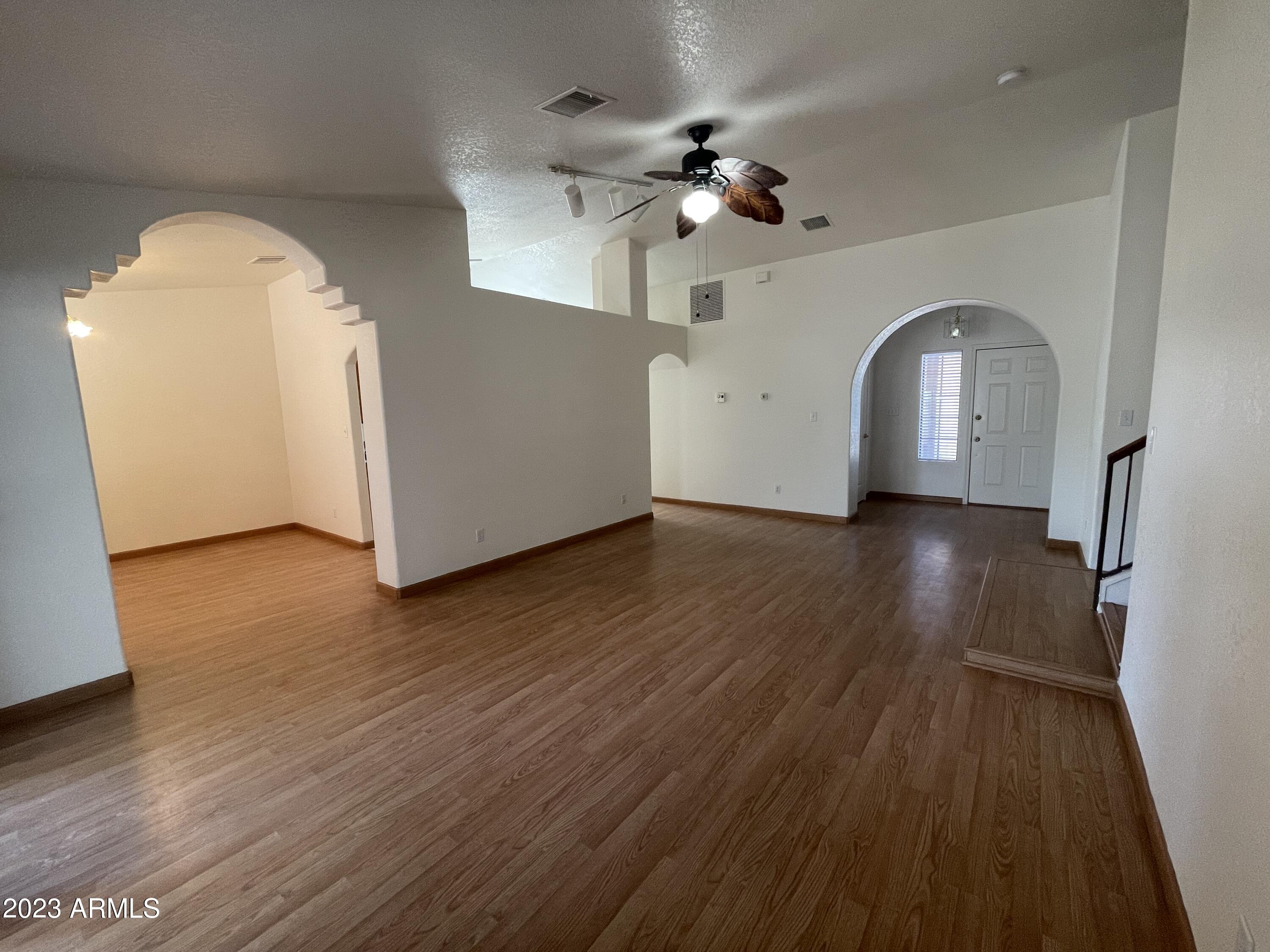 MOUNTAIN RIDGE PHASE 1 - Residential Lease