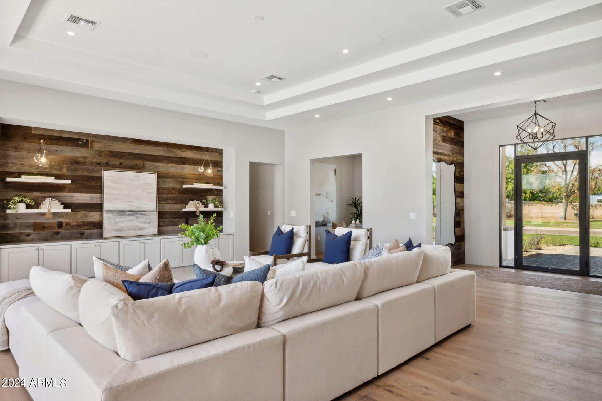 SUNBURST FARMS EAST 7 - Residential