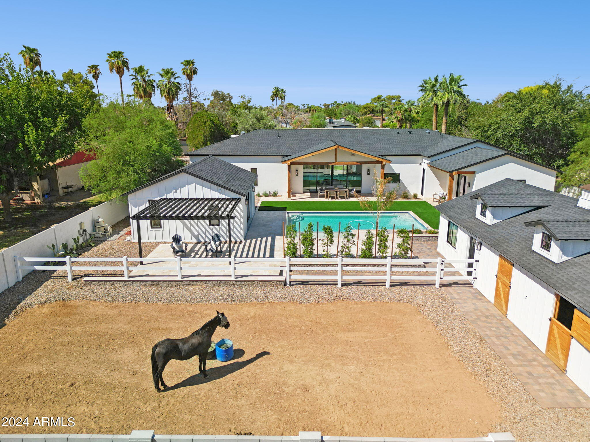 SUNBURST FARMS EAST 7 - Residential