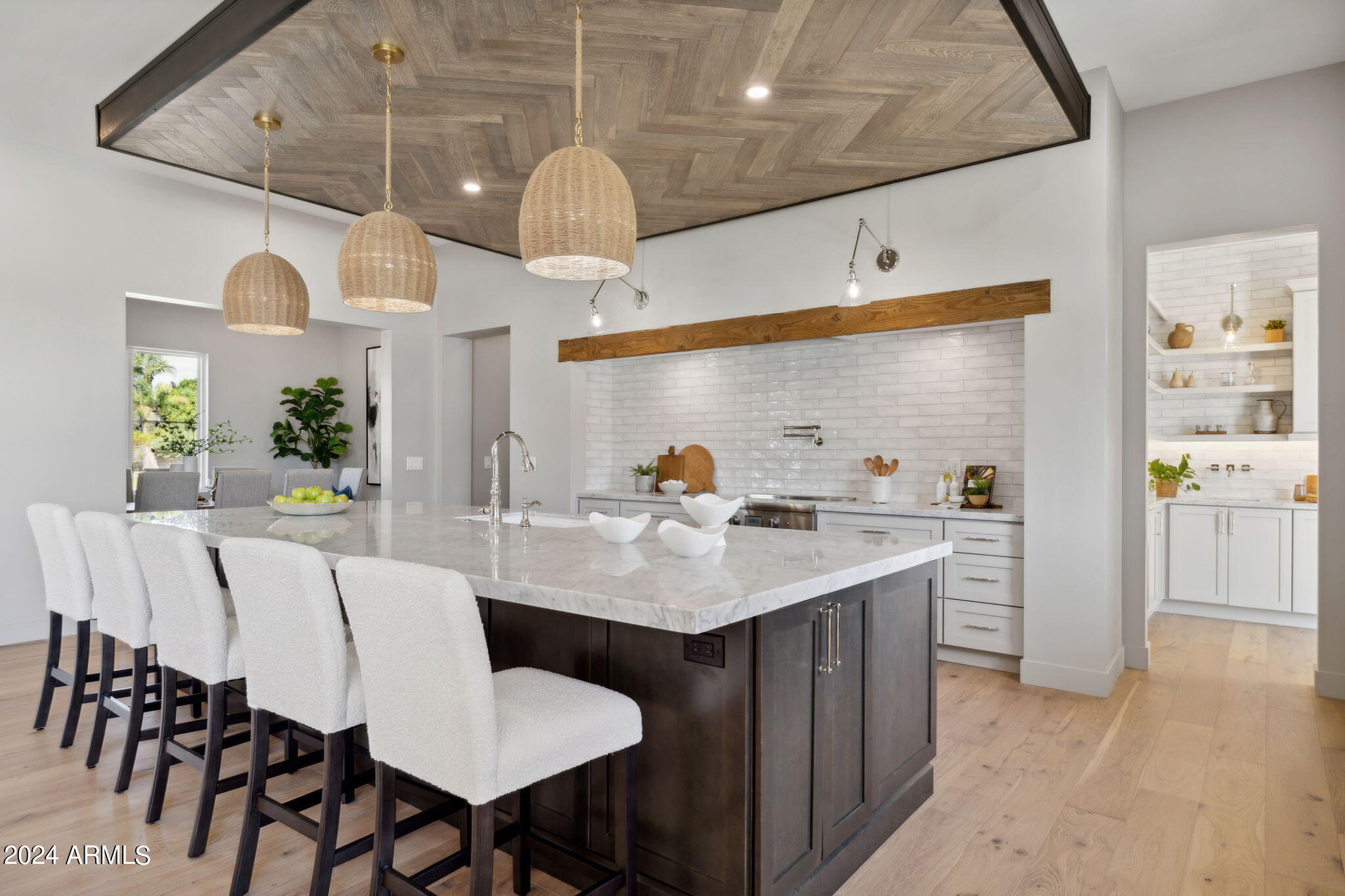 SUNBURST FARMS EAST 7 - Residential