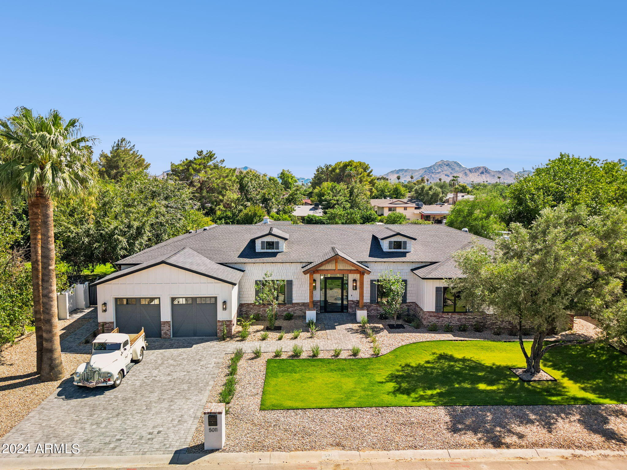 SUNBURST FARMS EAST 7 - Residential