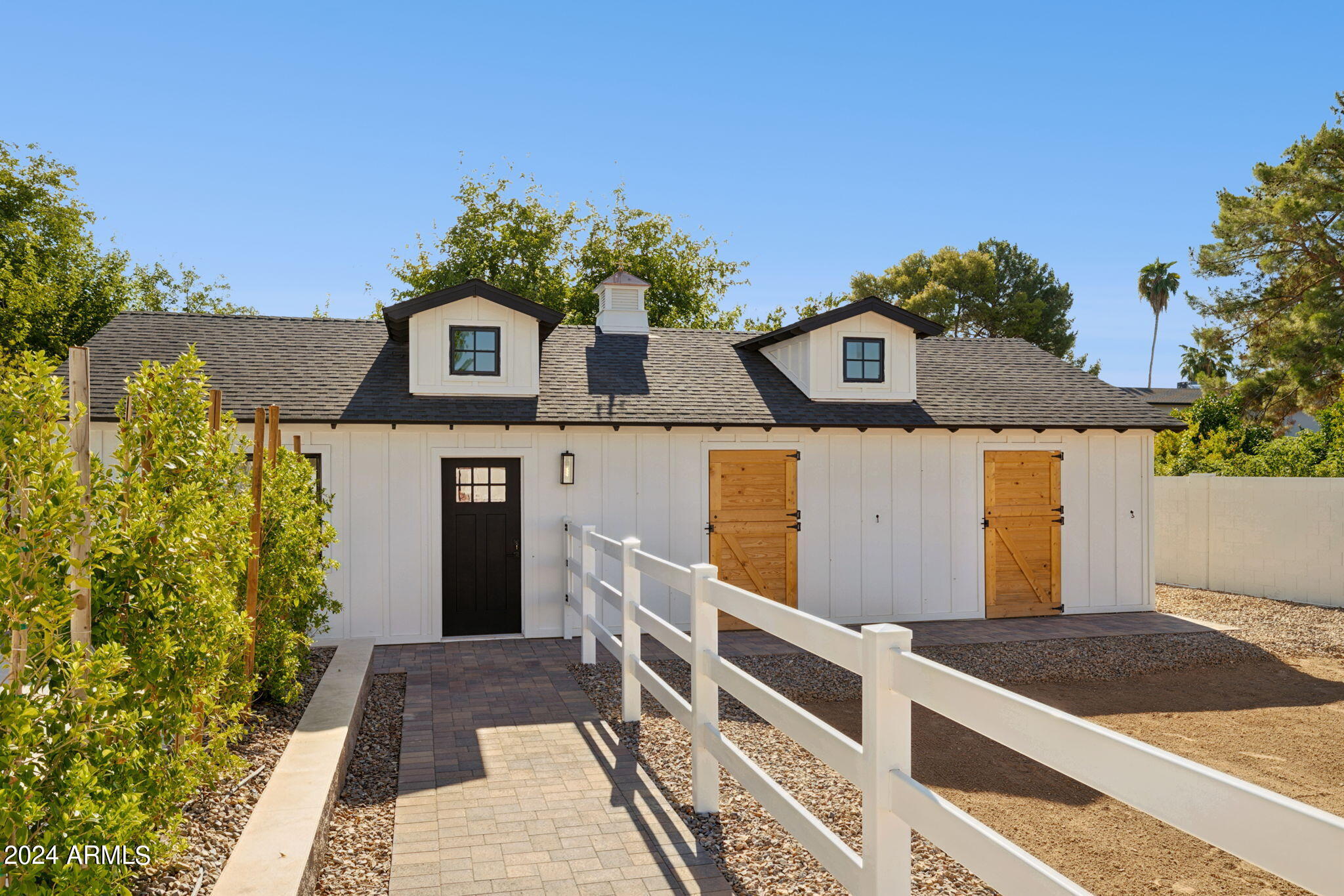 SUNBURST FARMS EAST 7 - Residential