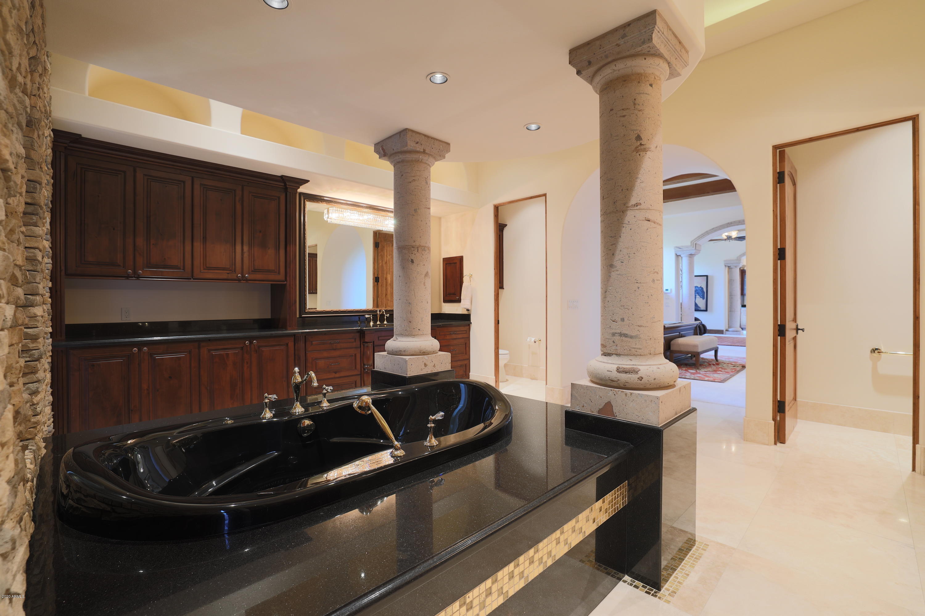 SCOTTSDALE HEIGHTS - Residential
