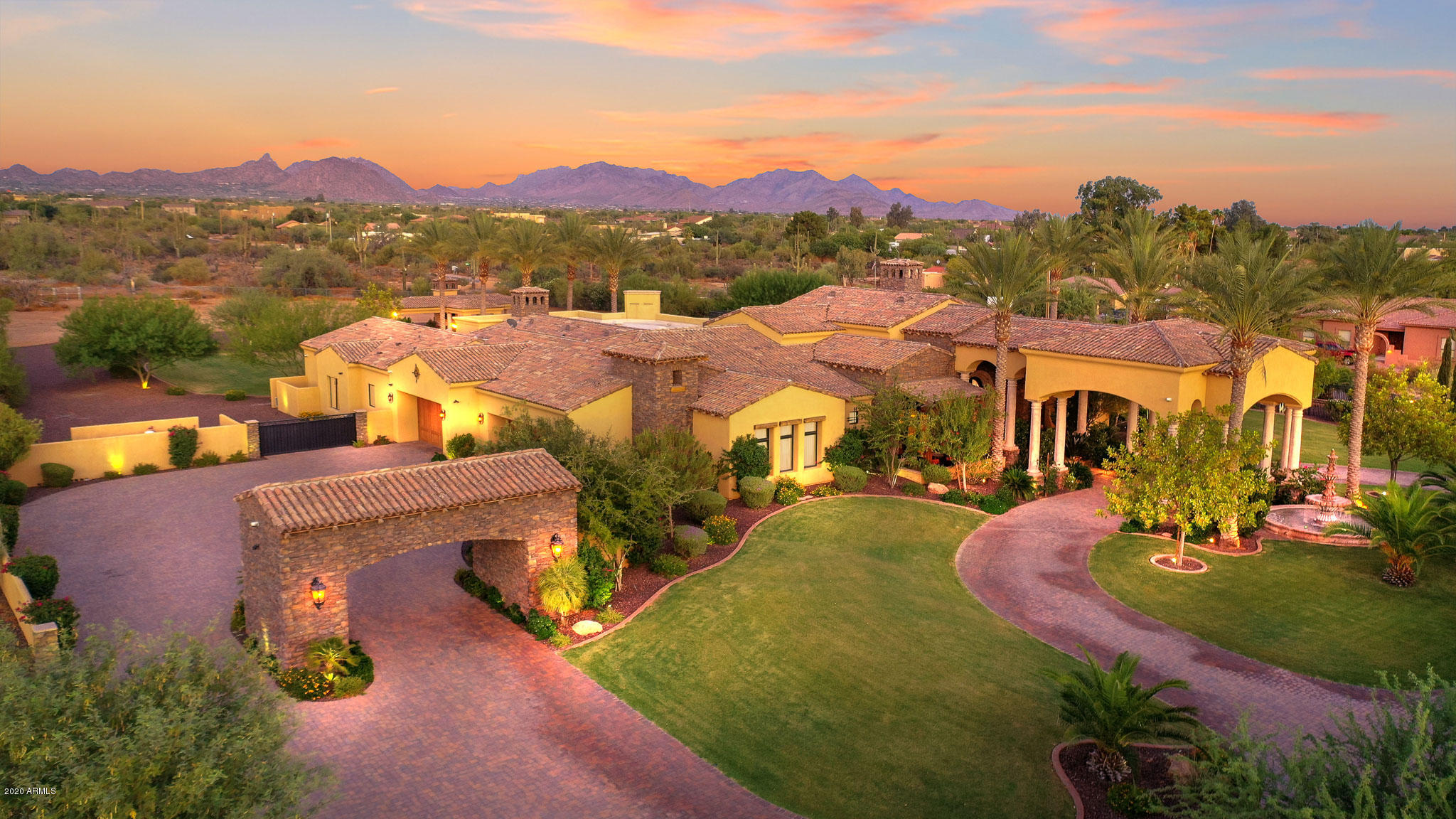 SCOTTSDALE HEIGHTS - Residential