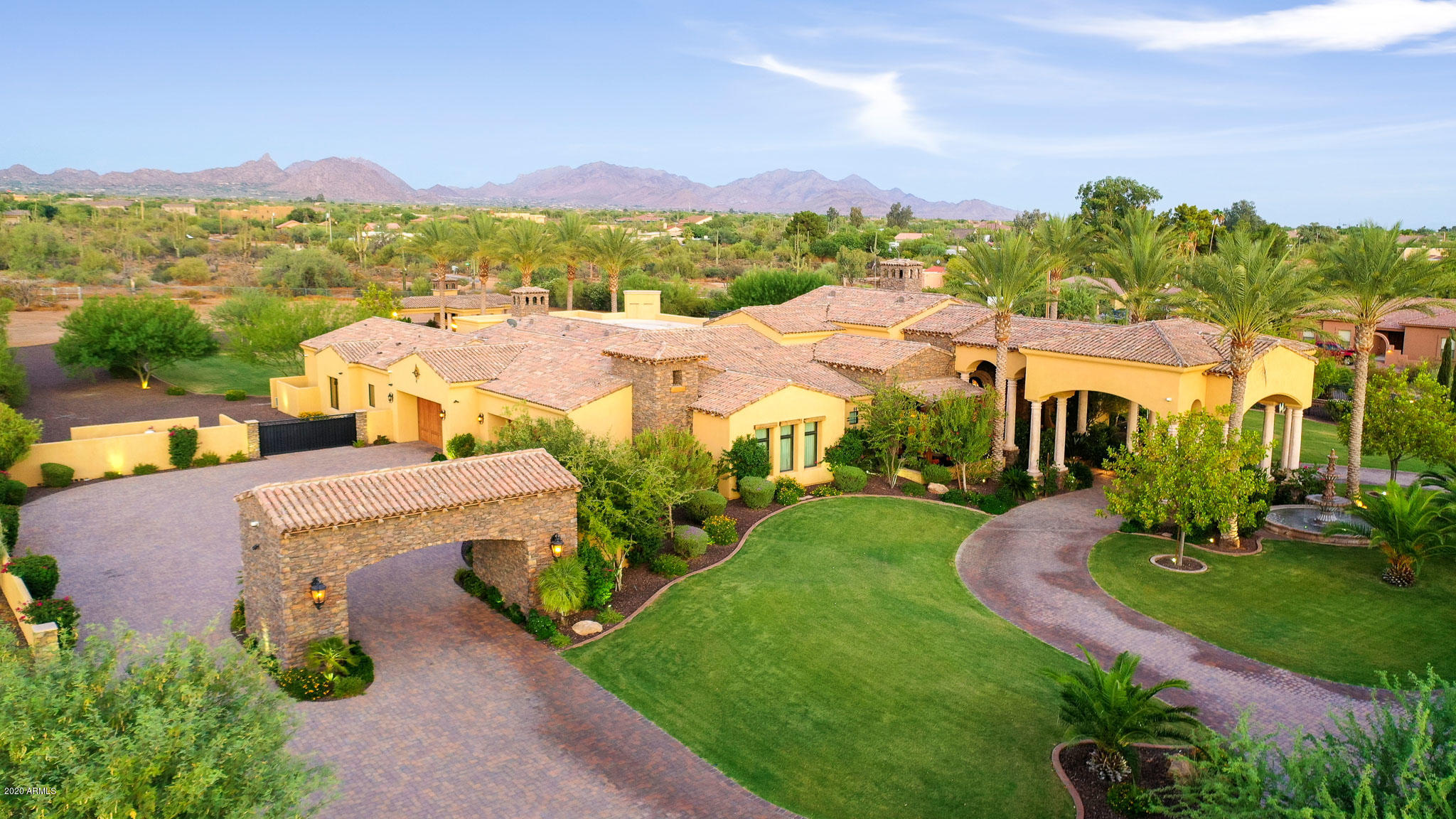 SCOTTSDALE HEIGHTS - Residential
