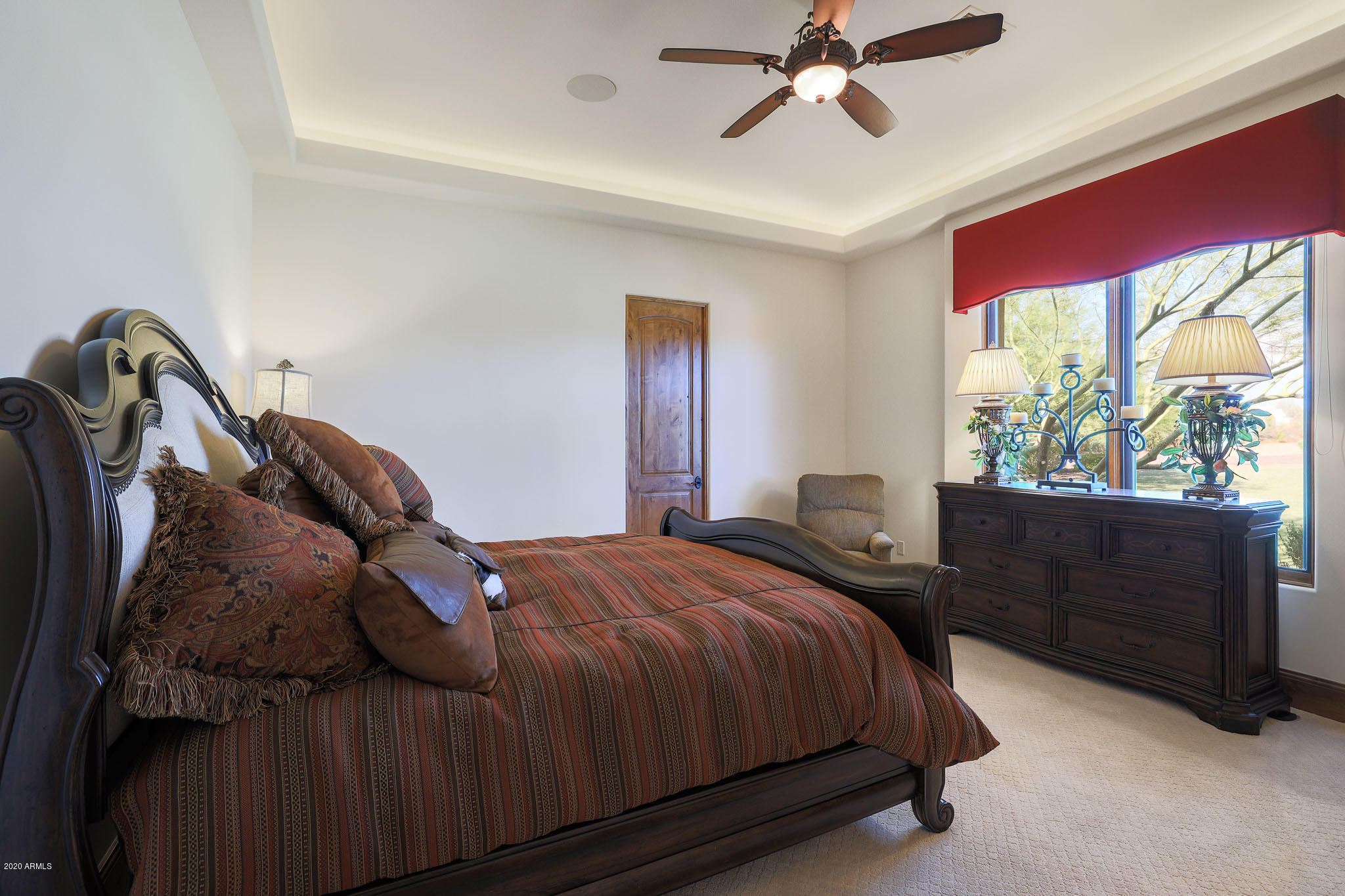 SCOTTSDALE HEIGHTS - Residential
