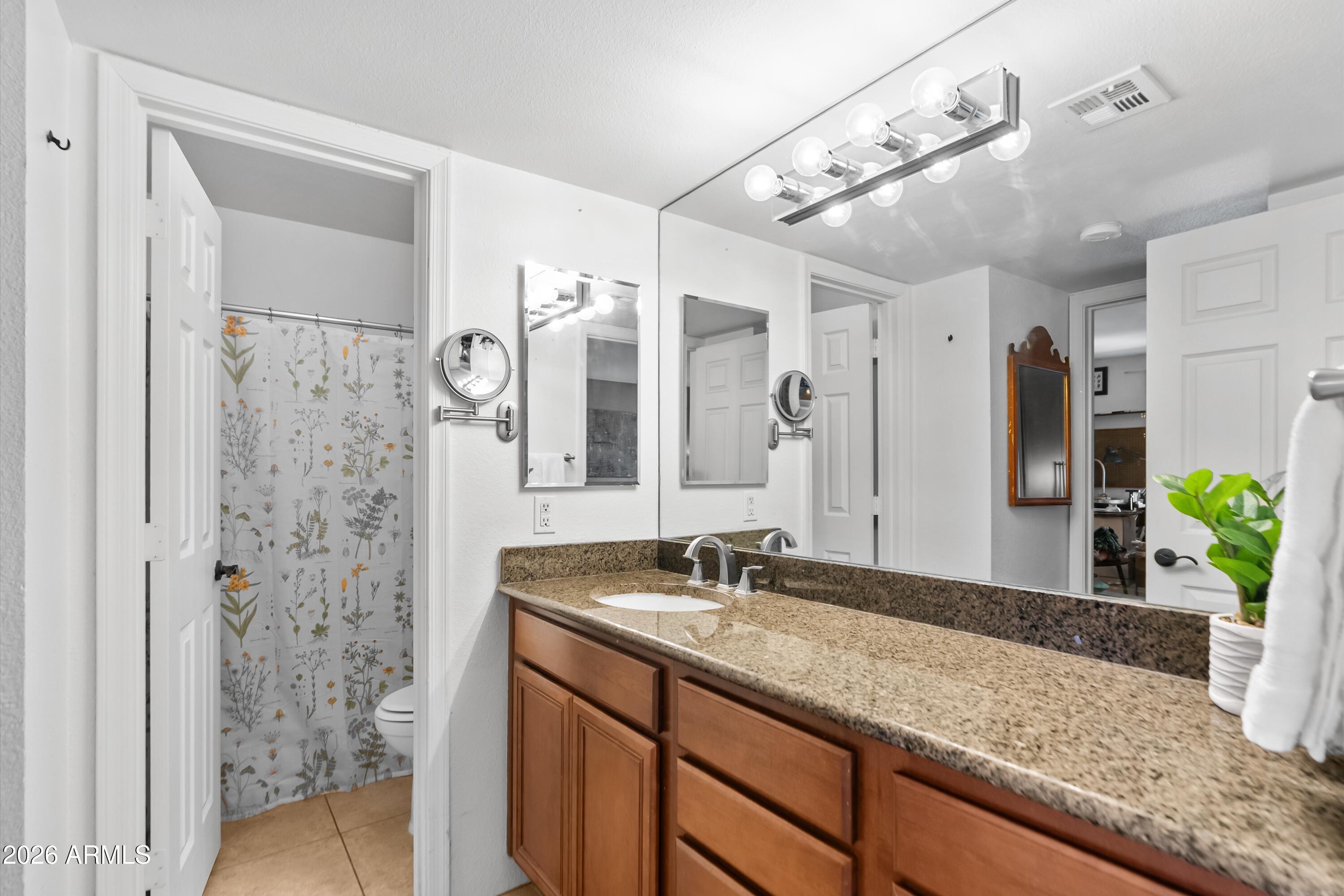 SCOTTSDALE TERRACE CONDOMINIUMS - Residential