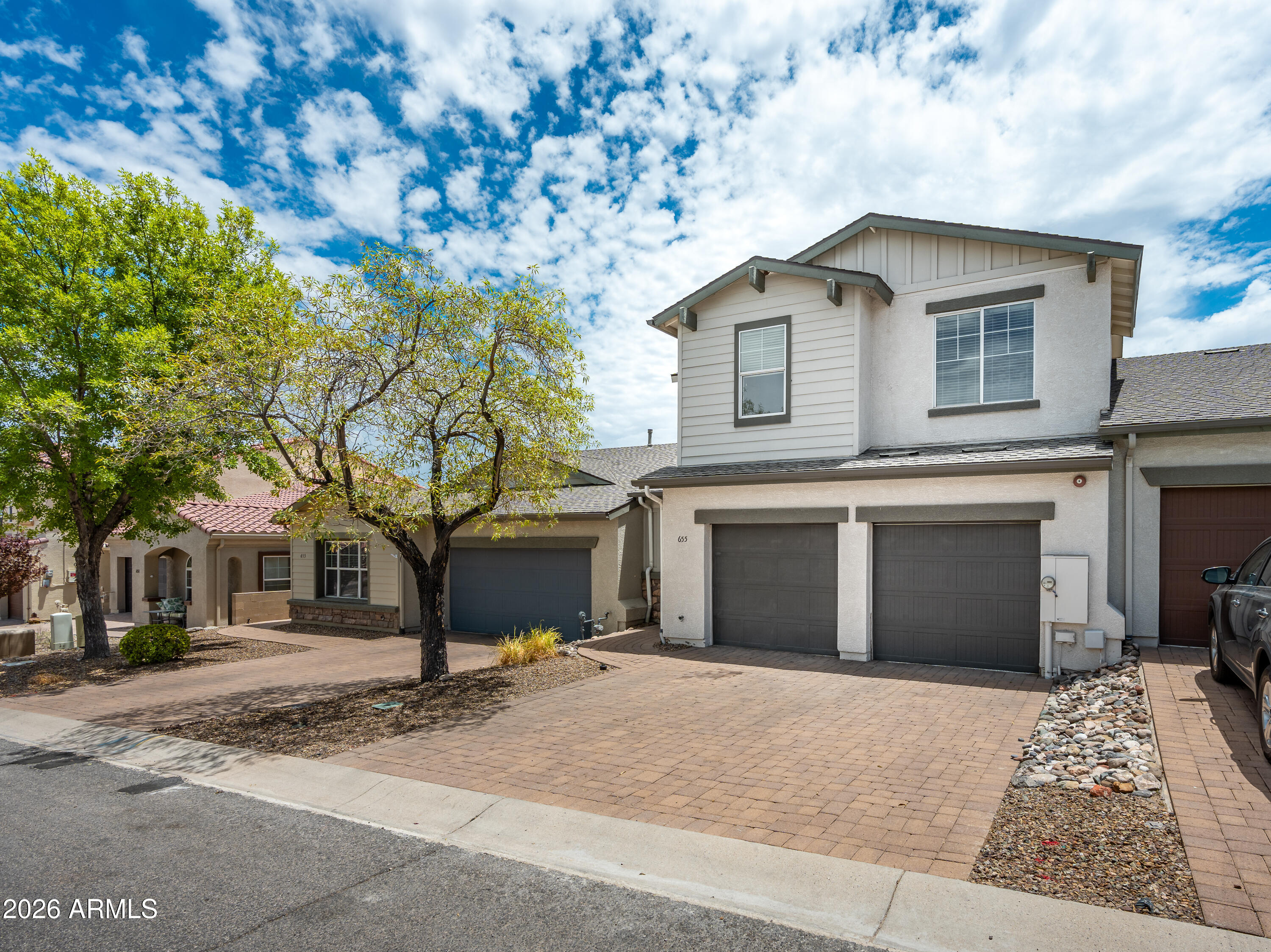 MOUNTAIN GATE - Residential