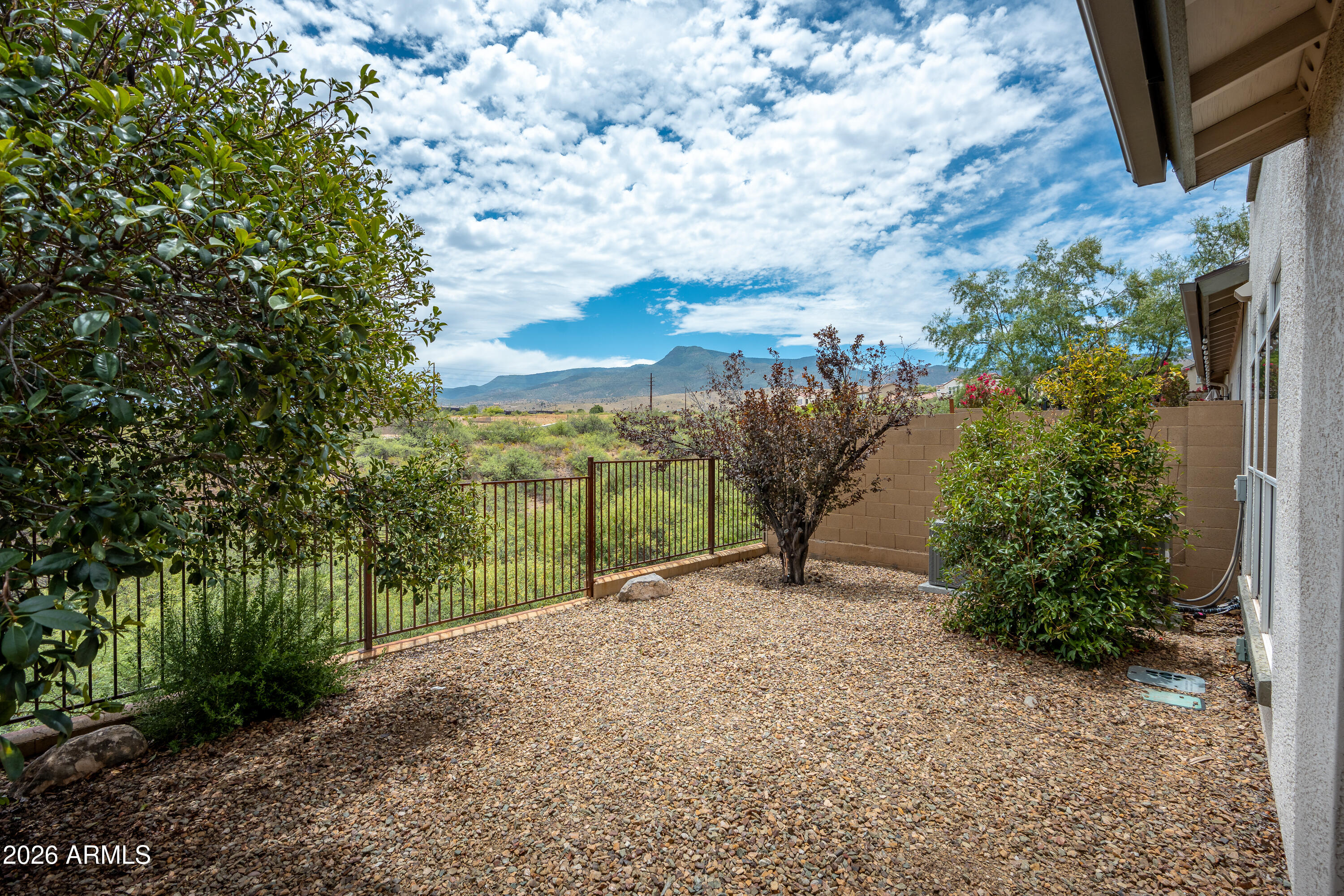 MOUNTAIN GATE - Residential