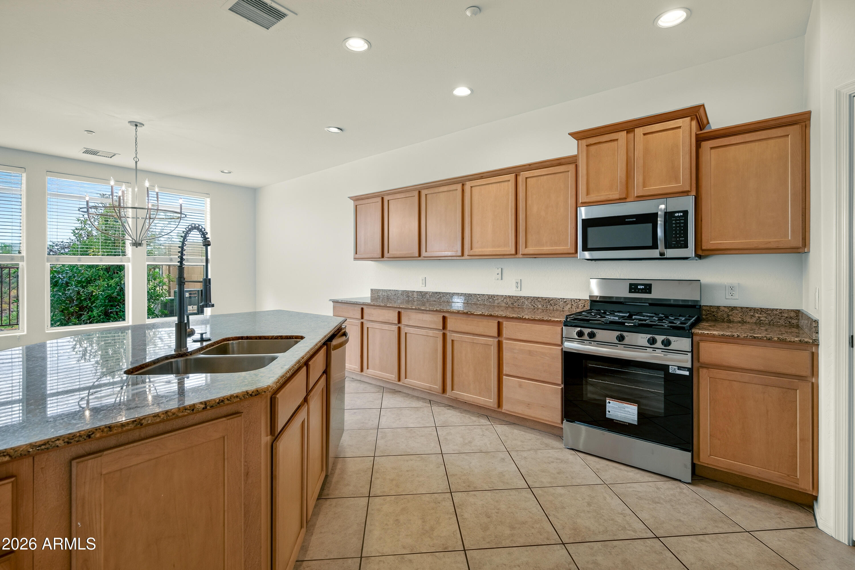 MOUNTAIN GATE - Residential