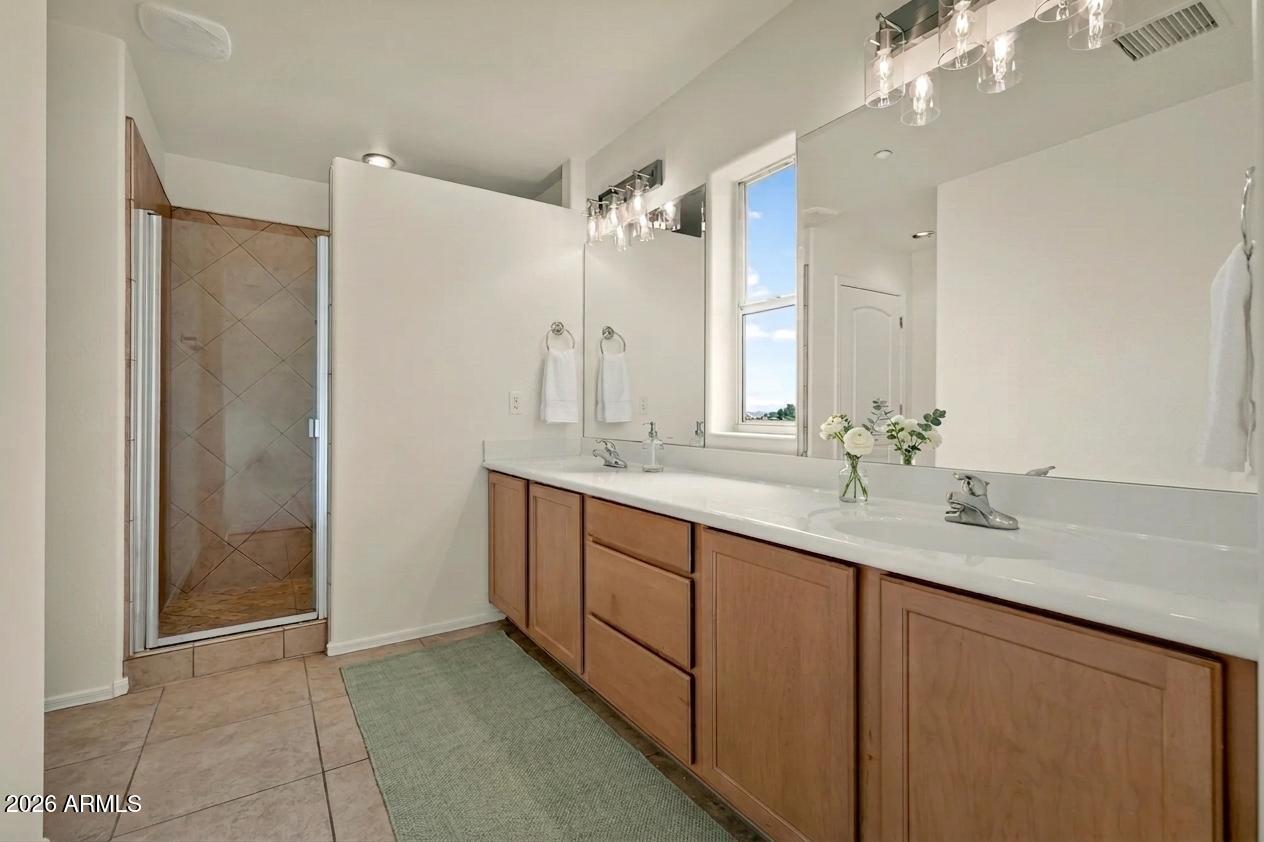 MOUNTAIN GATE - Residential