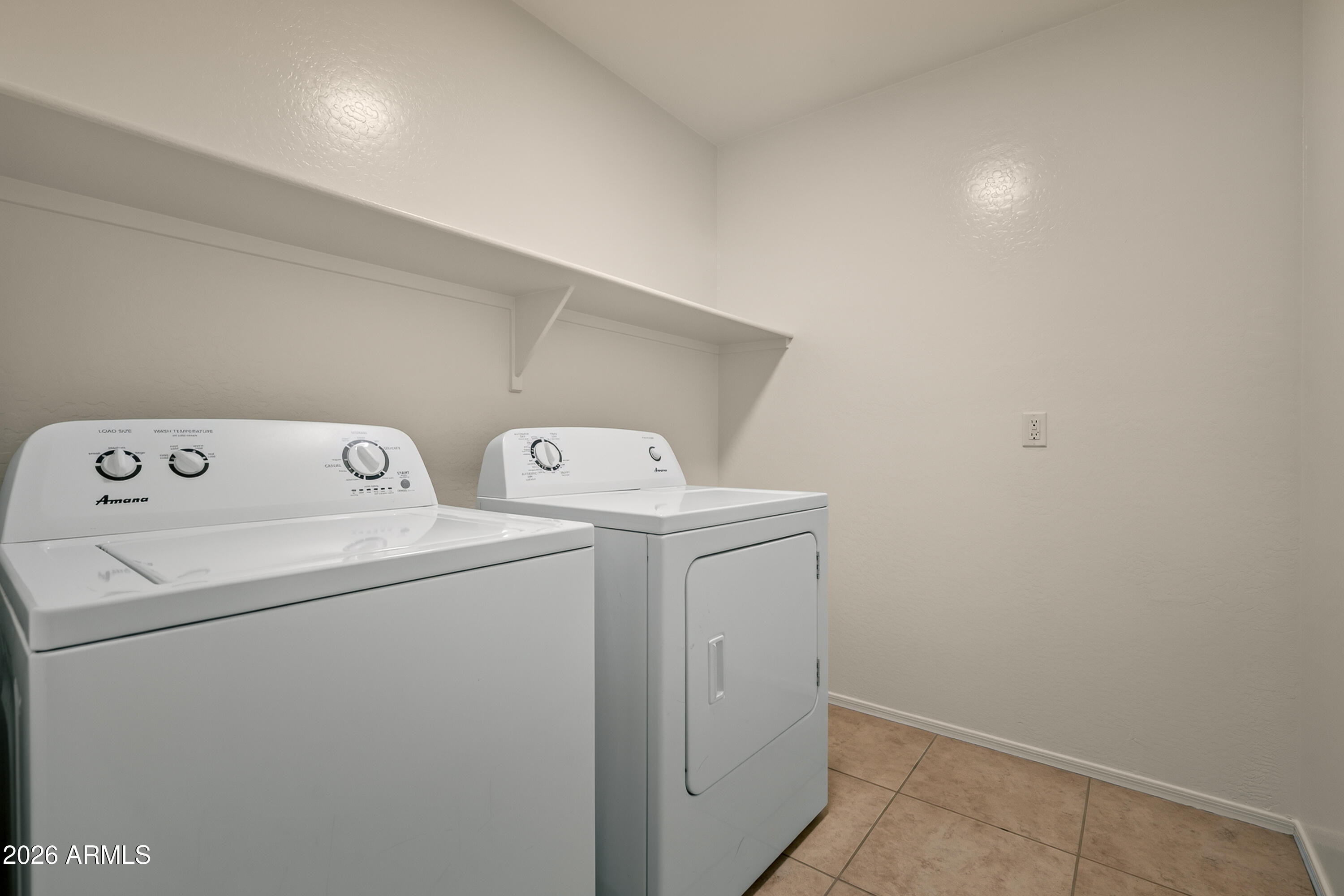 MOUNTAIN GATE - Residential