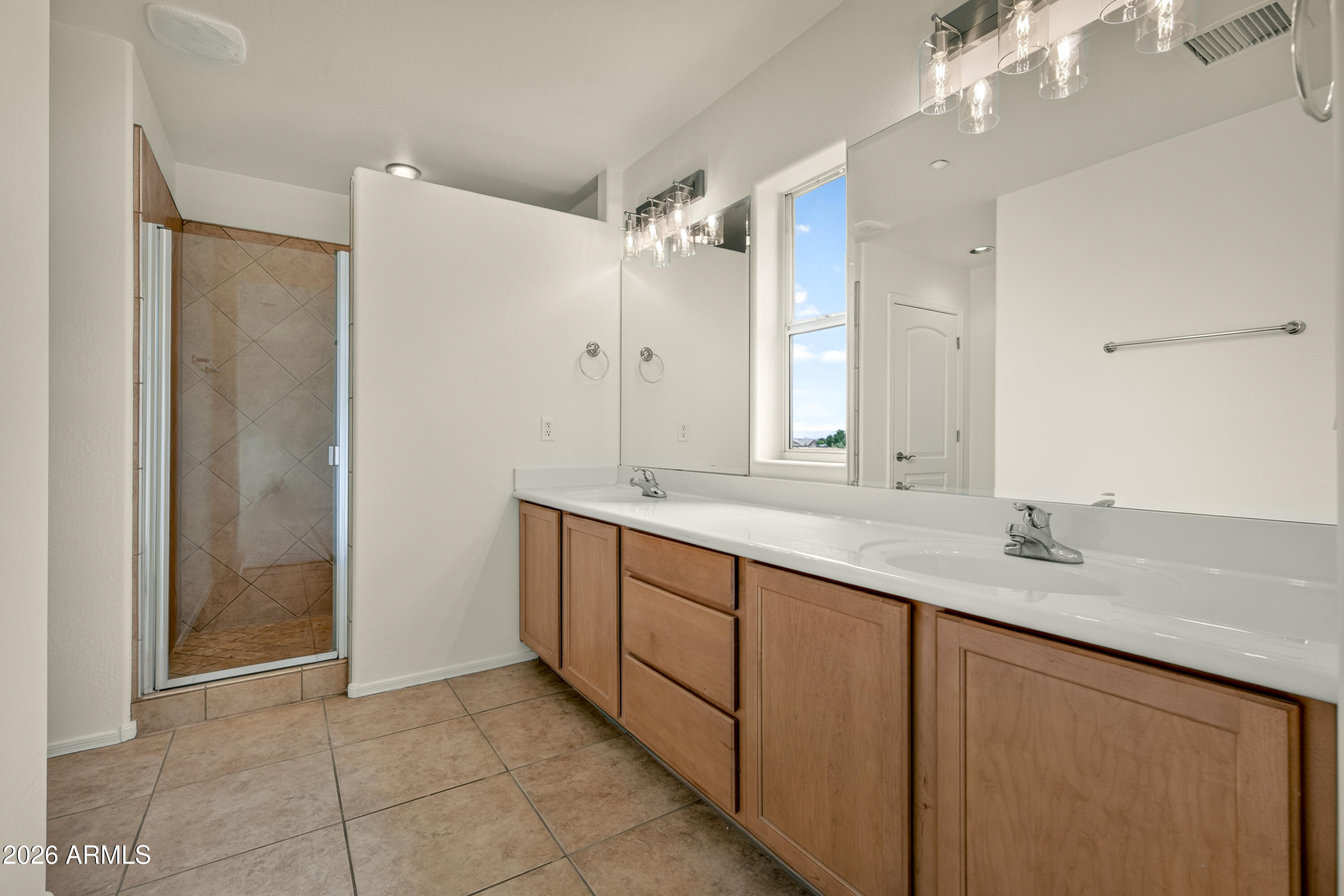 MOUNTAIN GATE - Residential