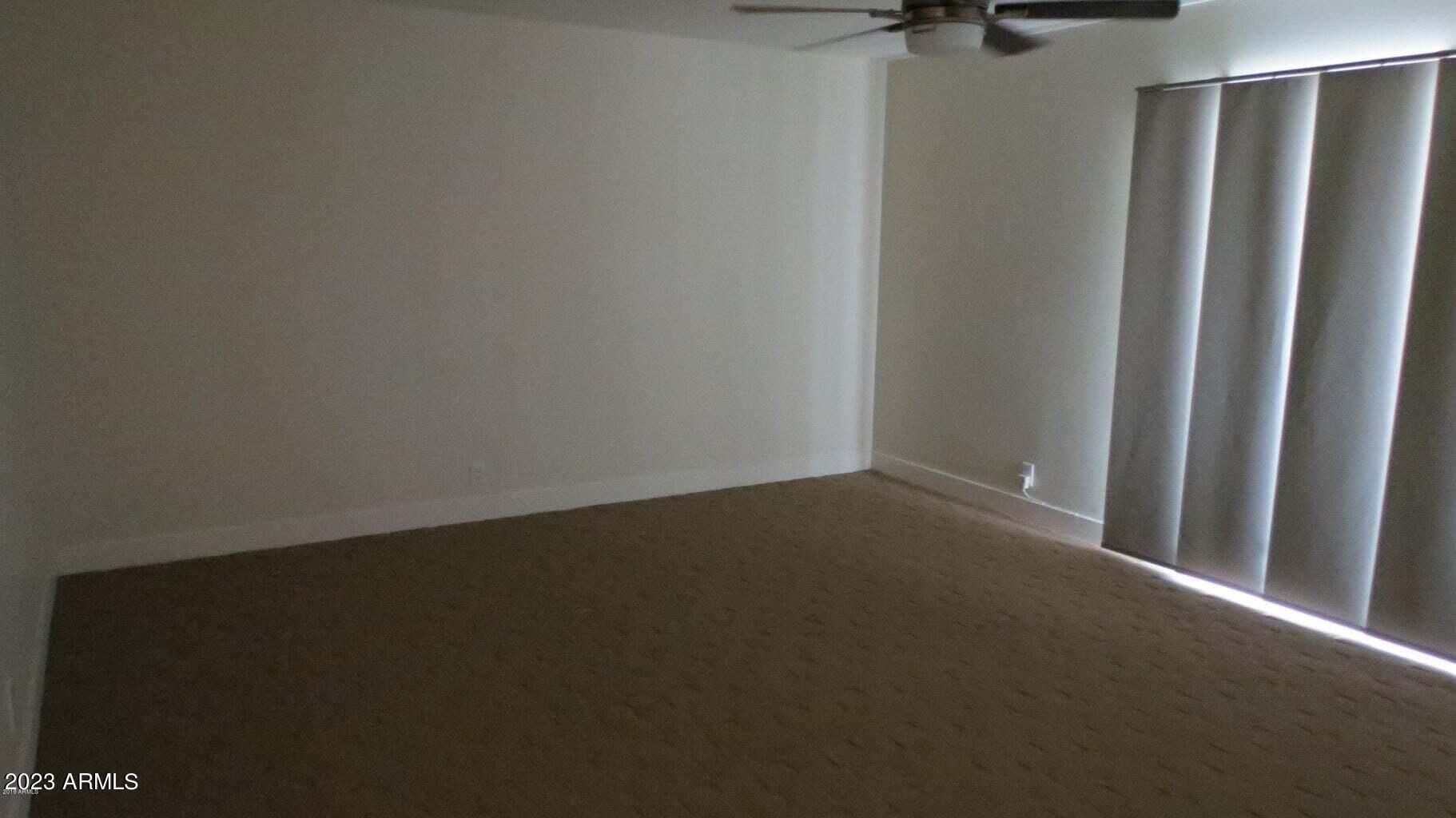 DESERT ESTATES 11 - Residential Lease