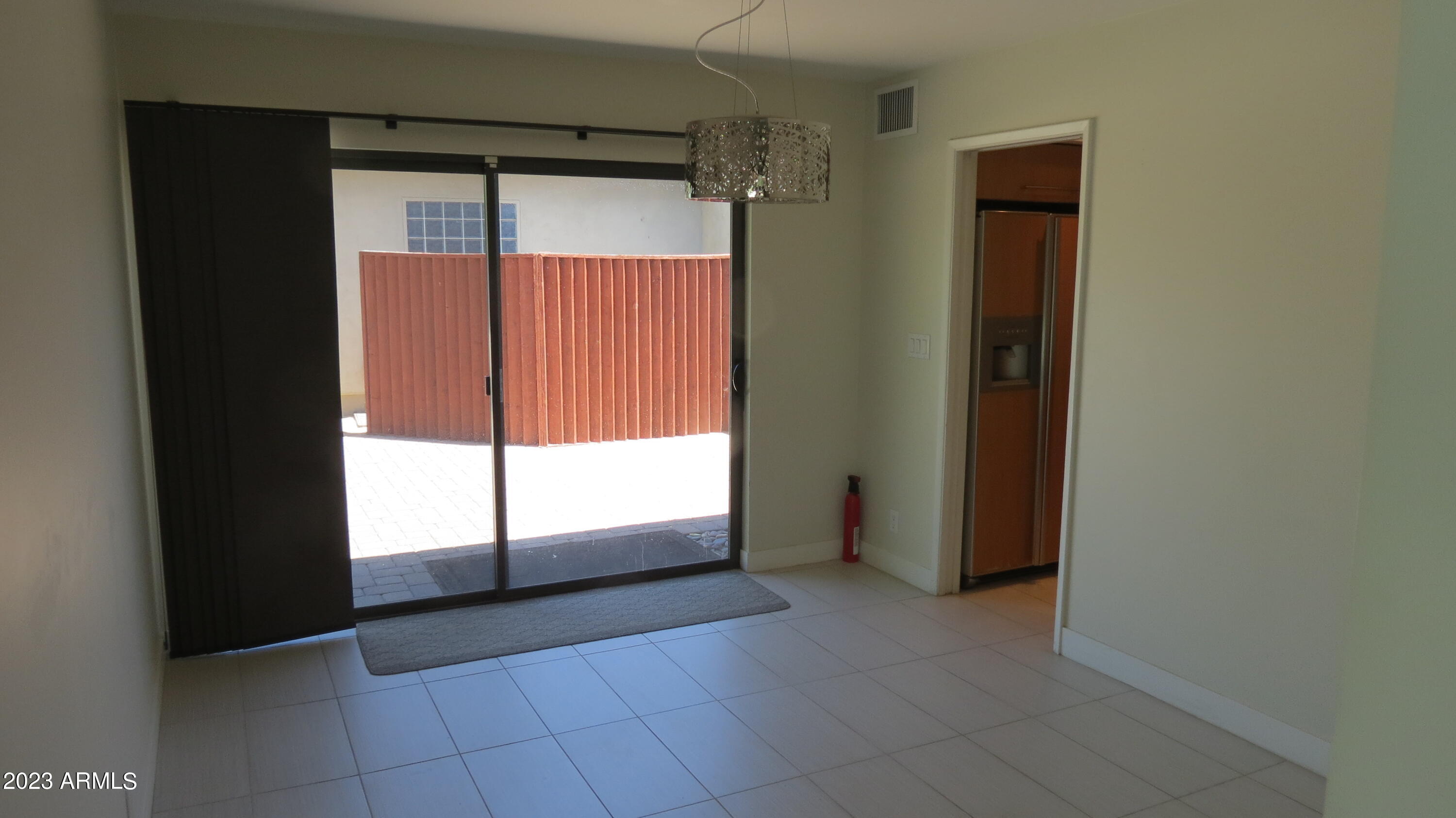 DESERT ESTATES 11 - Residential Lease