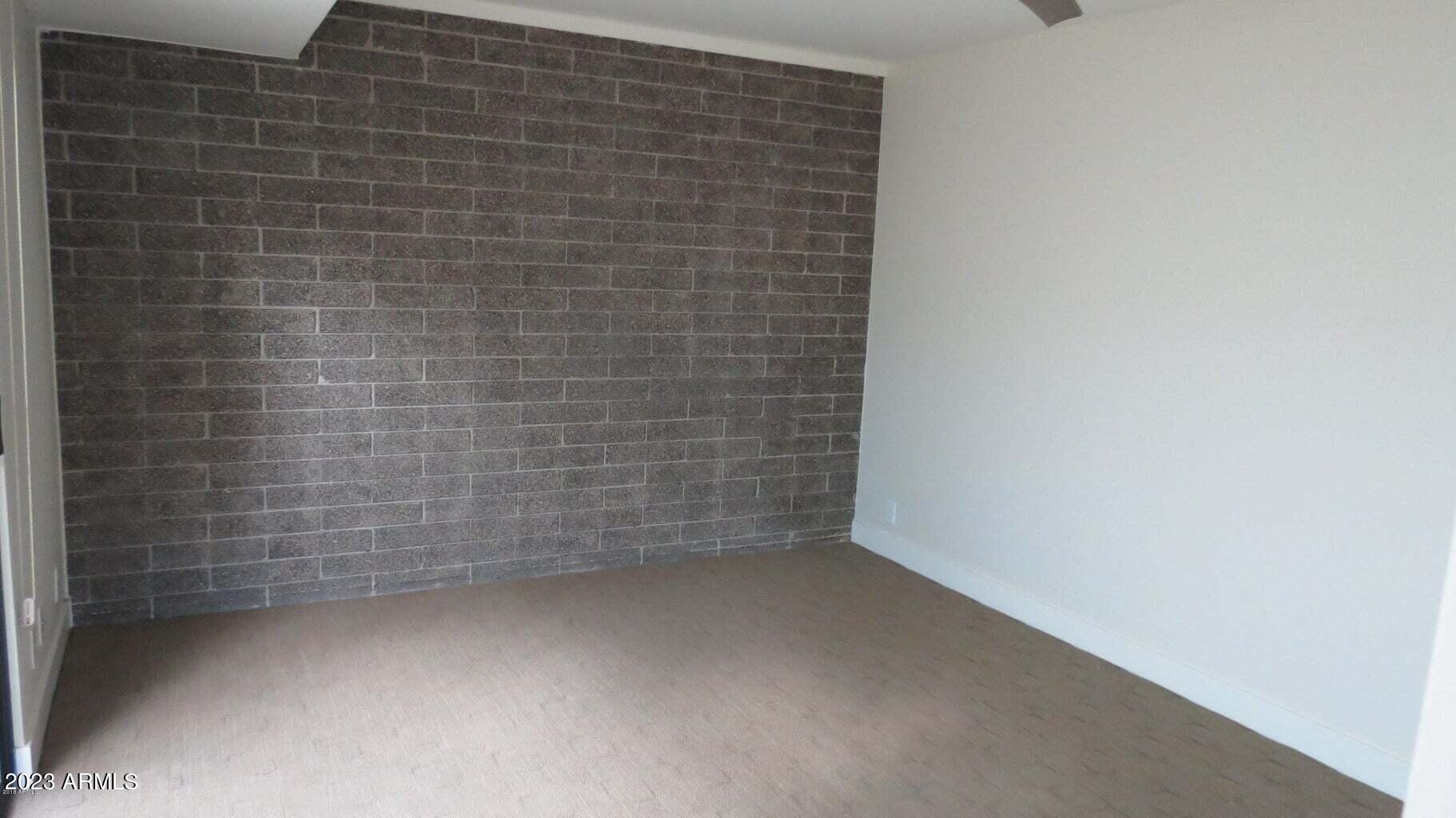 DESERT ESTATES 11 - Residential Lease