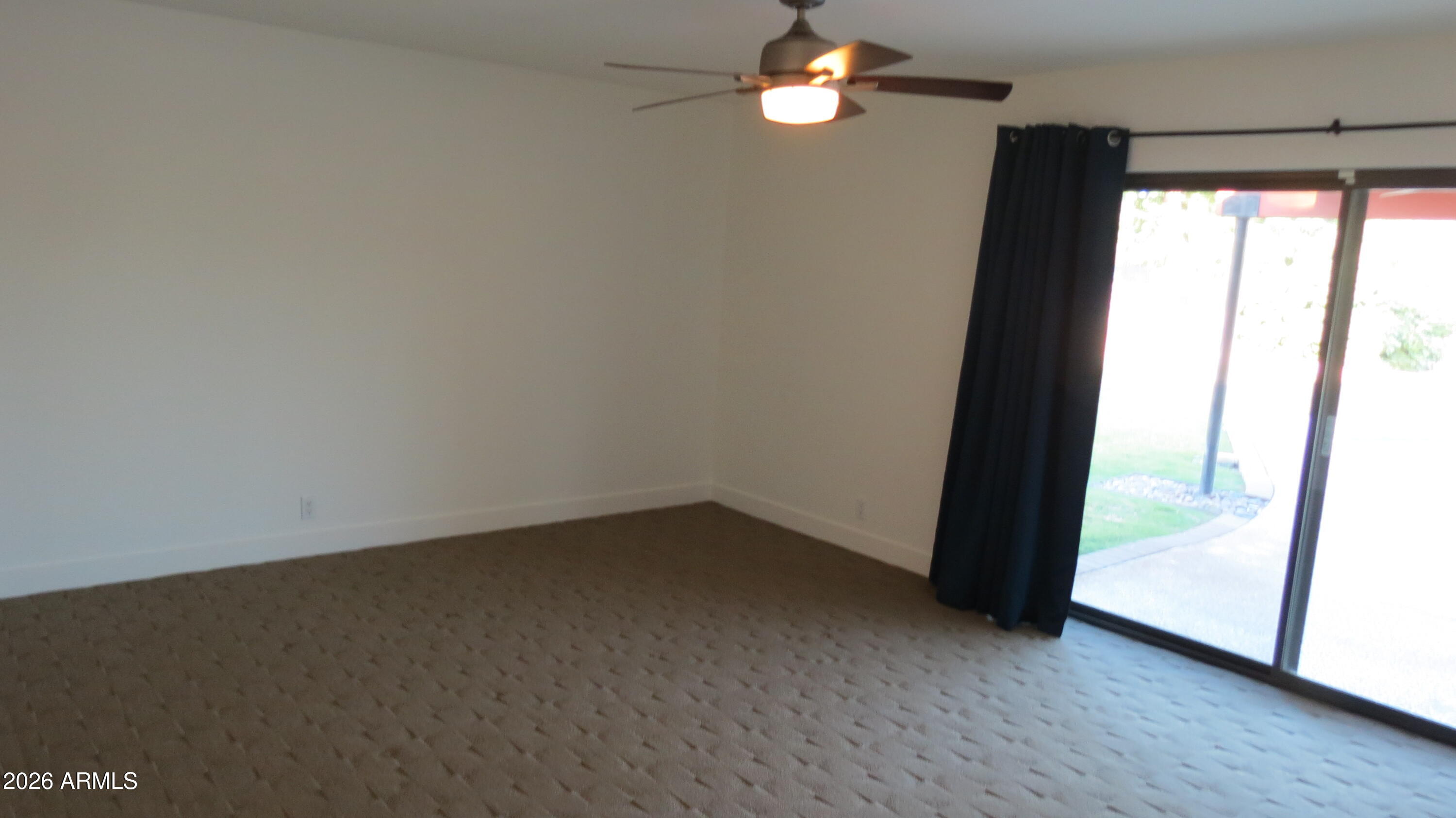 DESERT ESTATES 11 - Residential Lease
