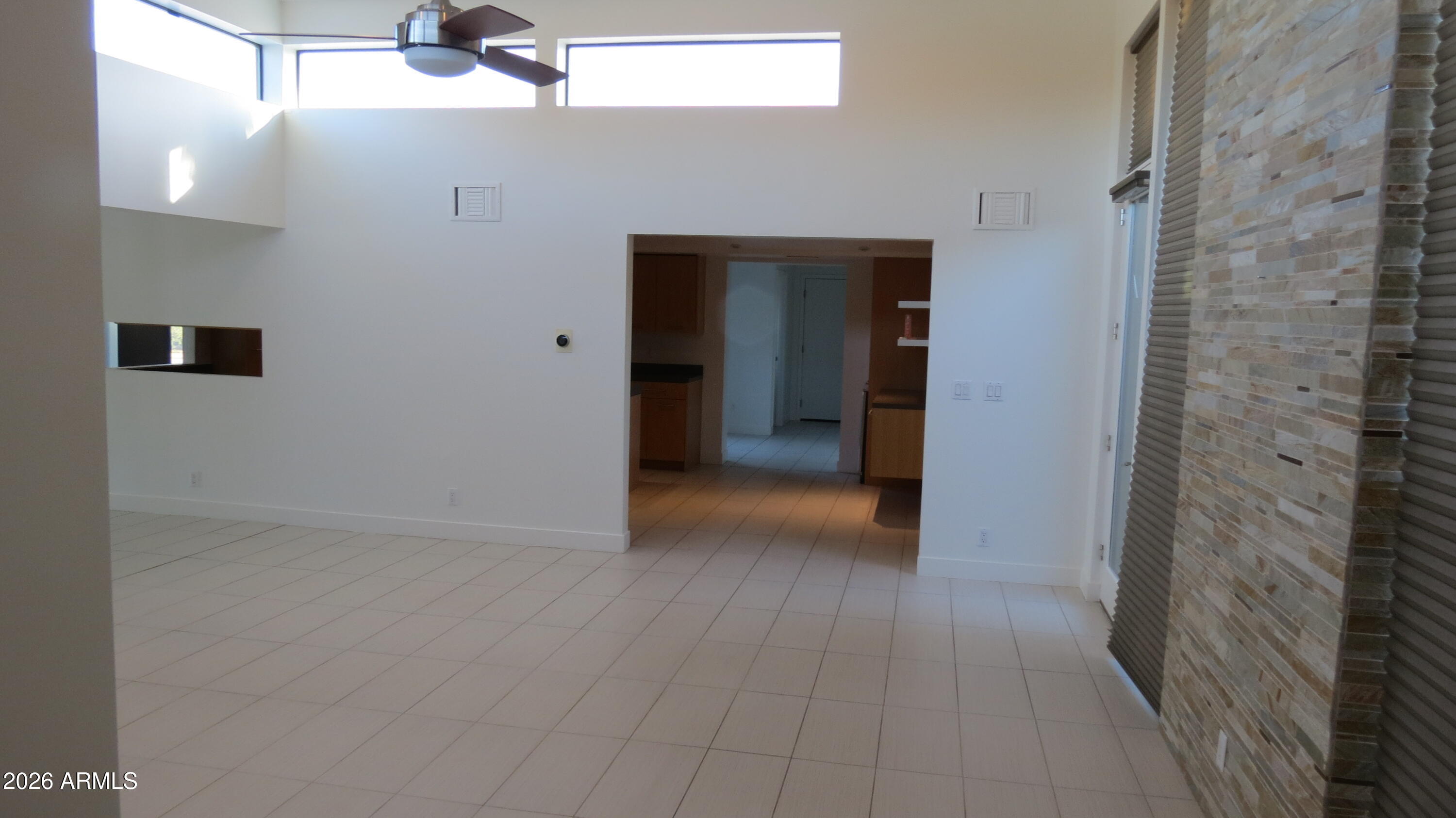 DESERT ESTATES 11 - Residential Lease