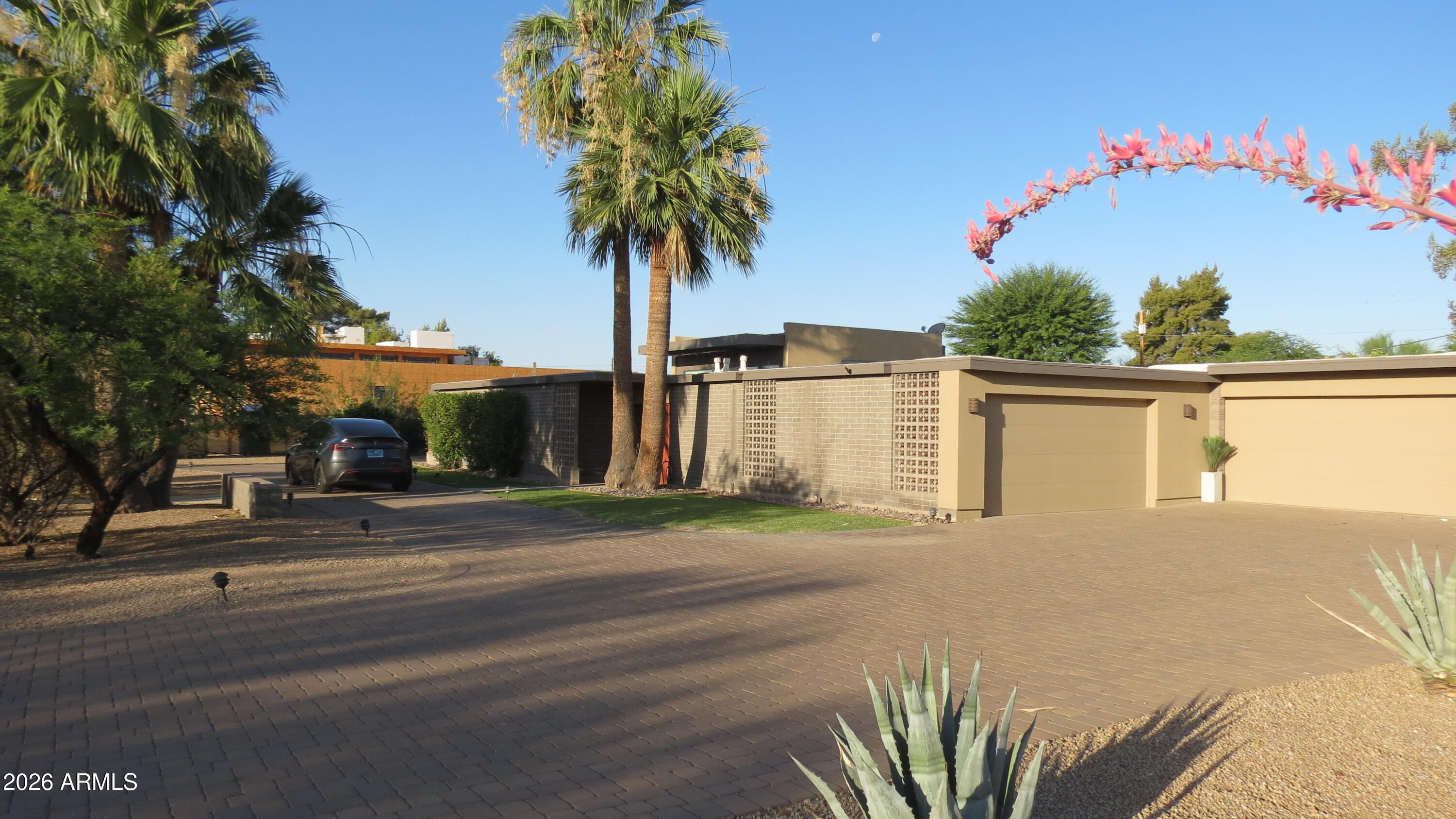 DESERT ESTATES 11 - Residential Lease