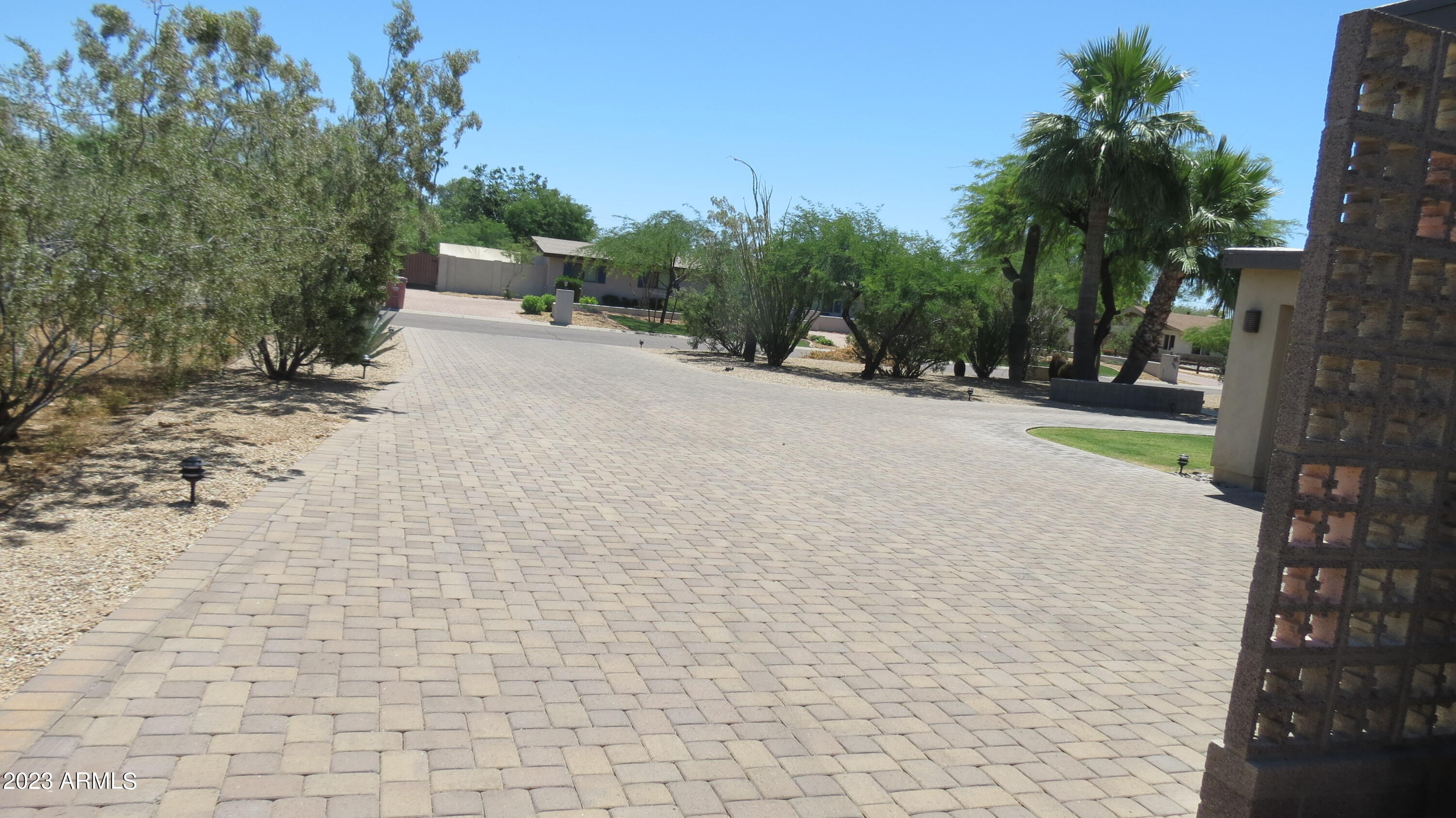 DESERT ESTATES 11 - Residential Lease