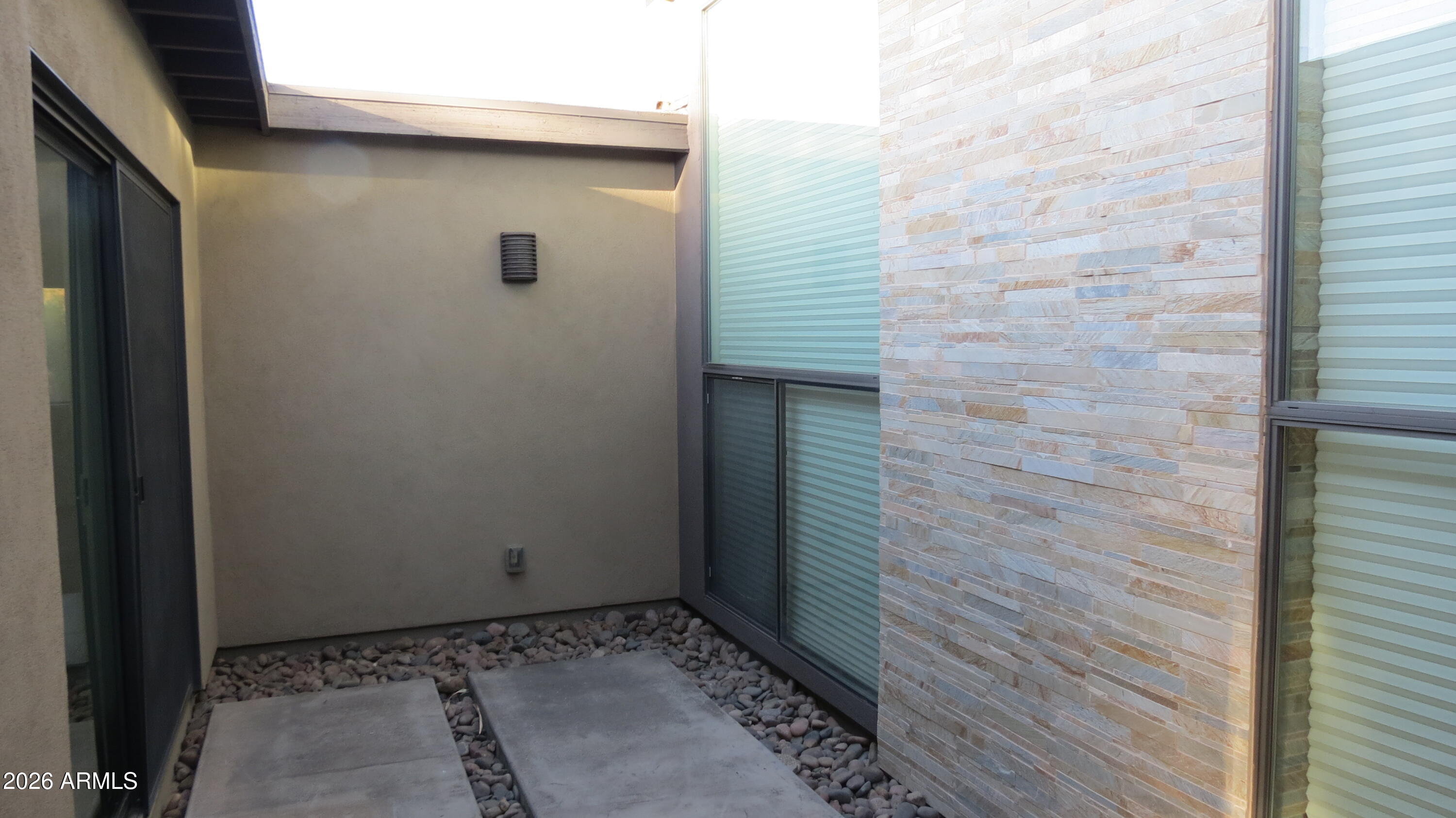 DESERT ESTATES 11 - Residential Lease