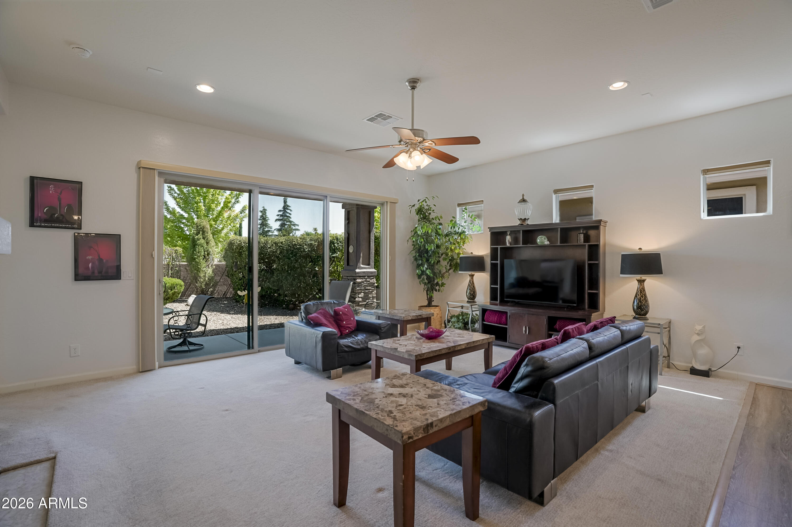 CANYON MEADOWS ESTATES FIRST REPLAT - Residential