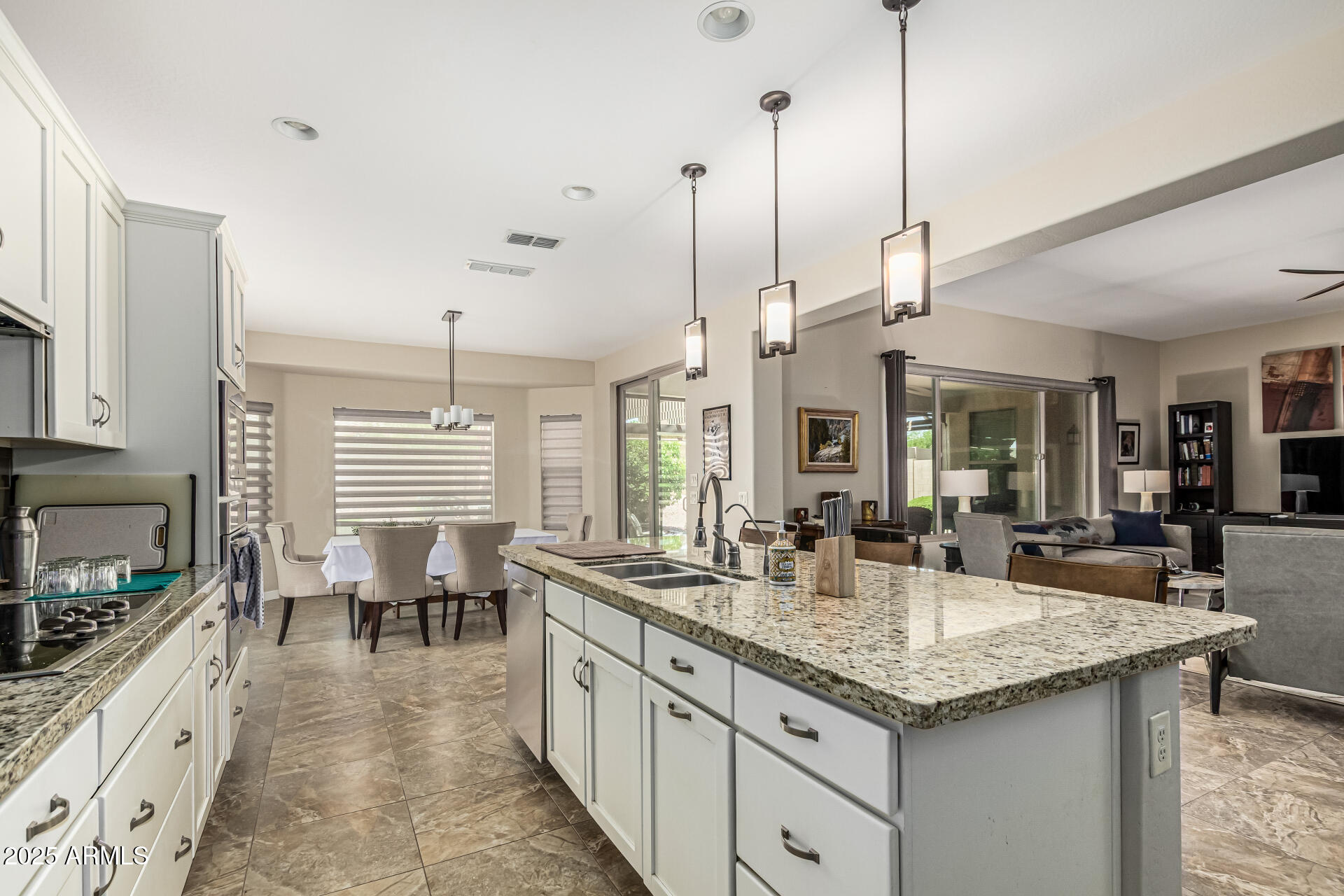ROBSON RANCH - Residential