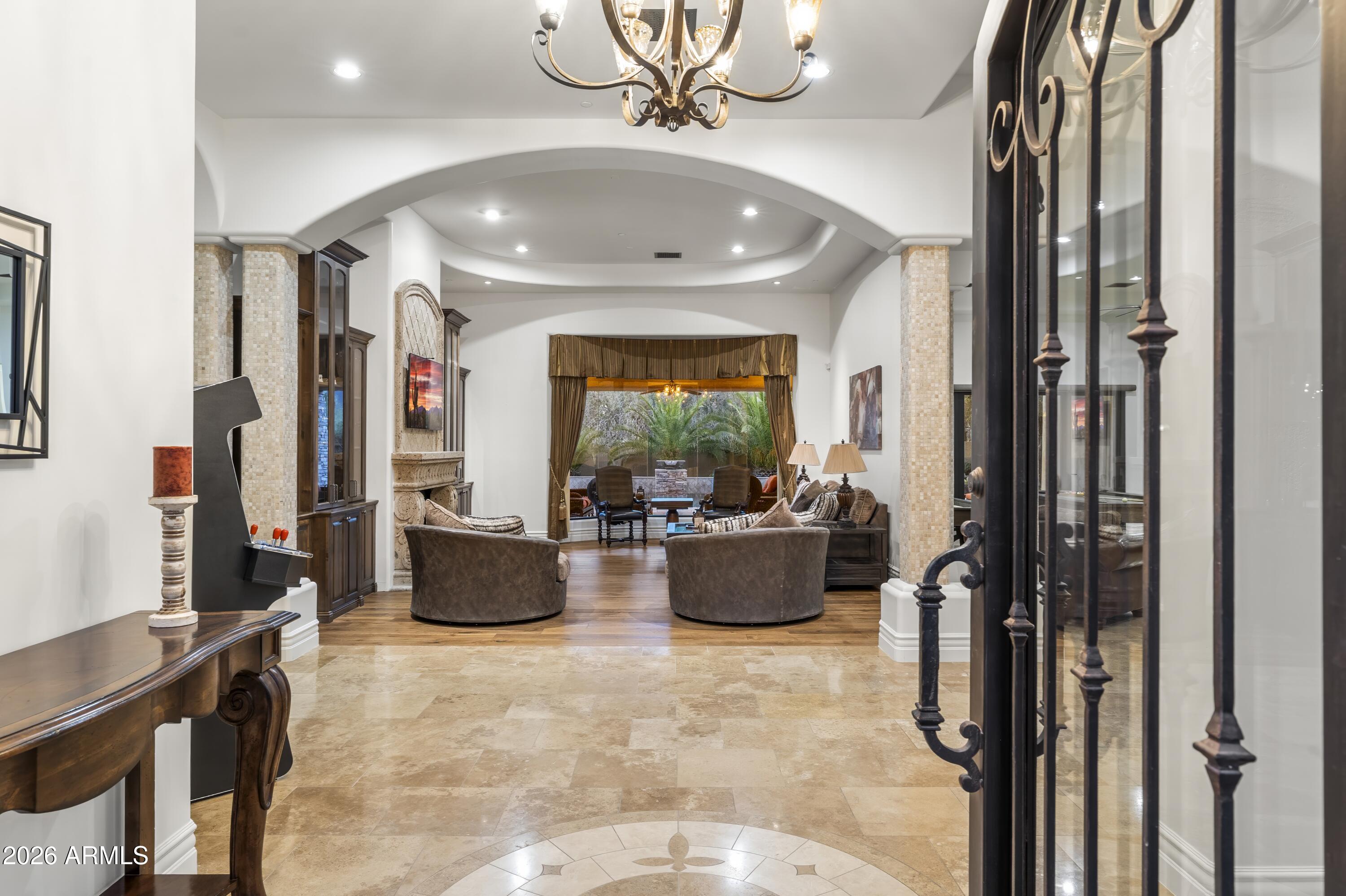 PINNACLE PARADISE - Residential