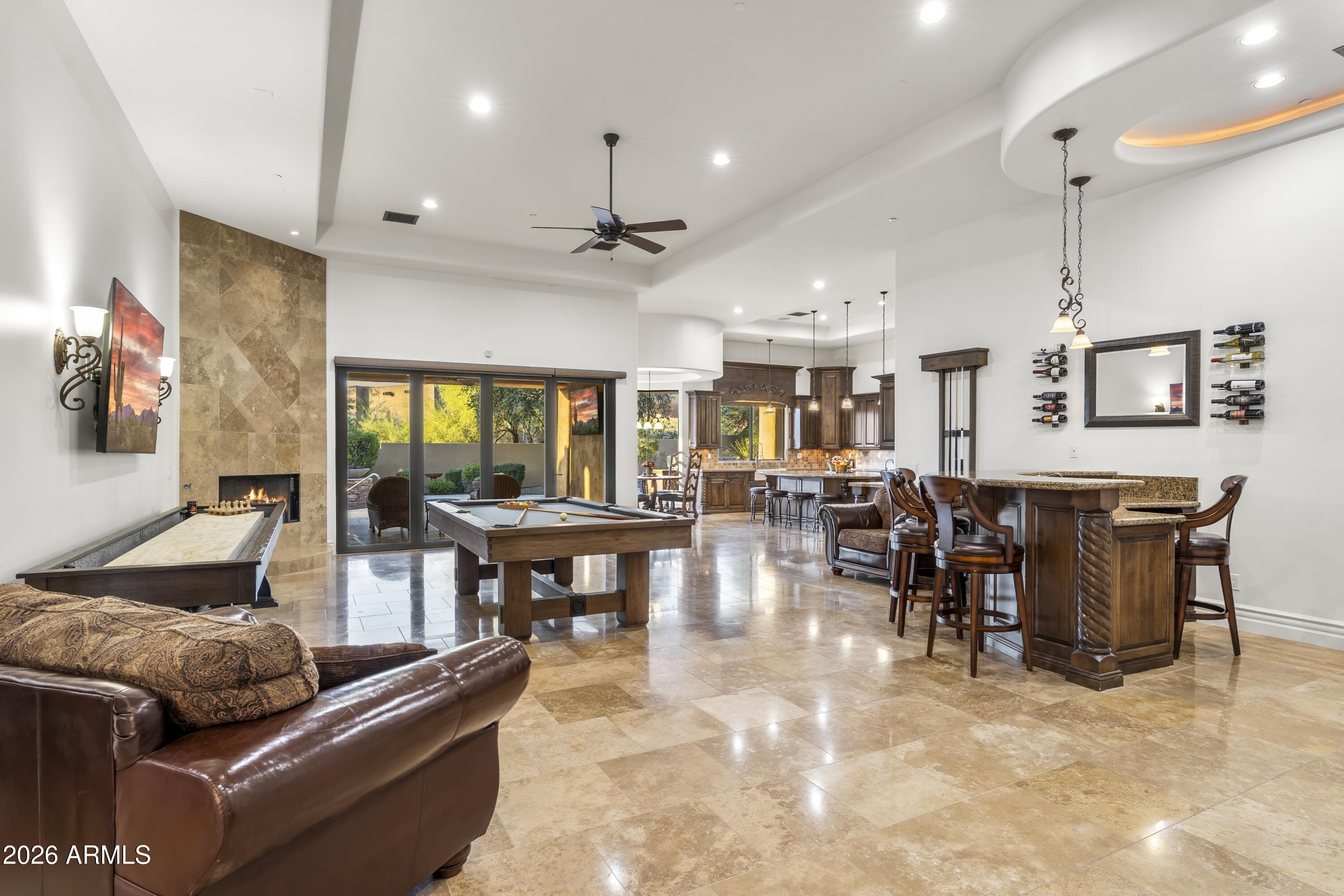 PINNACLE PARADISE - Residential