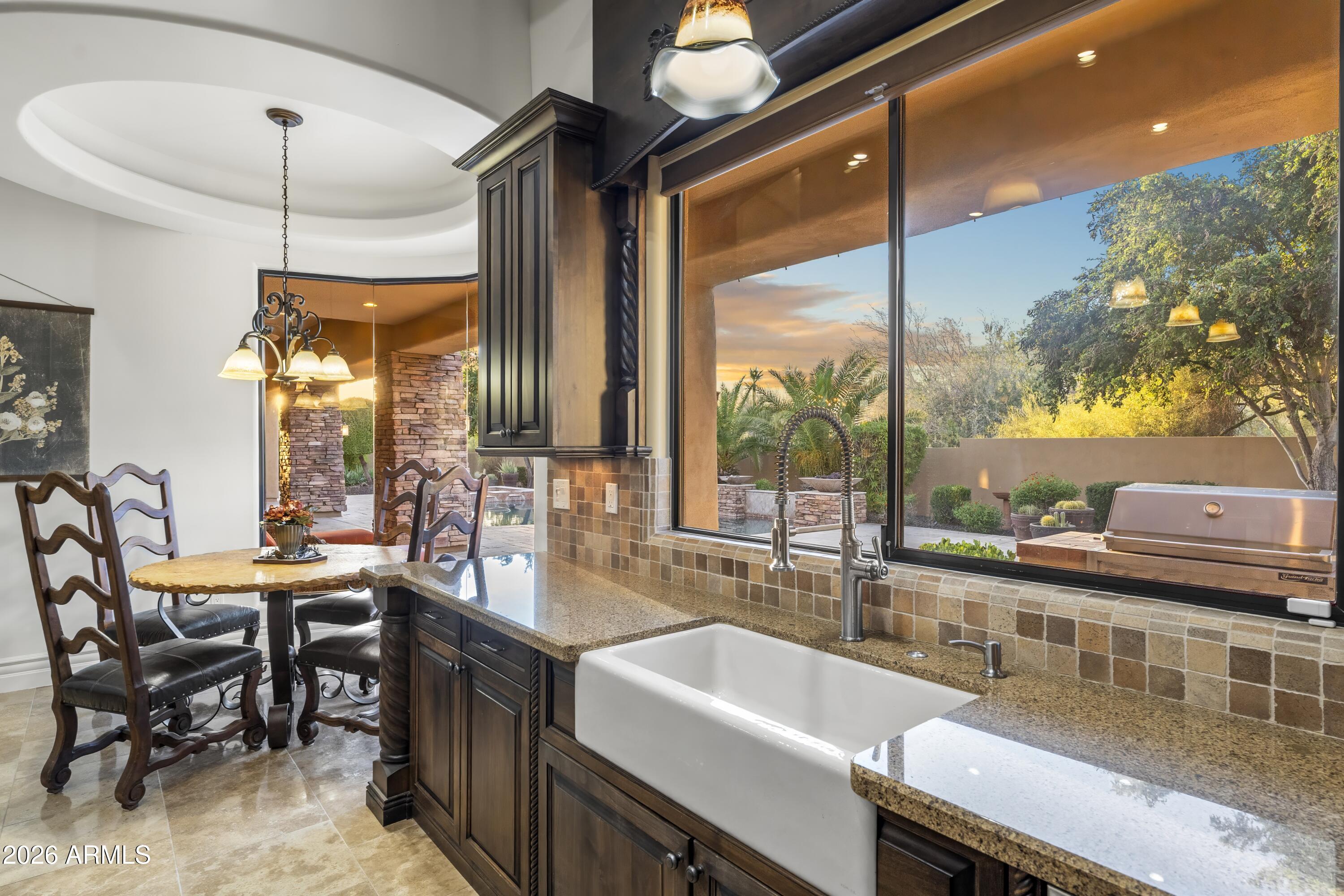 PINNACLE PARADISE - Residential