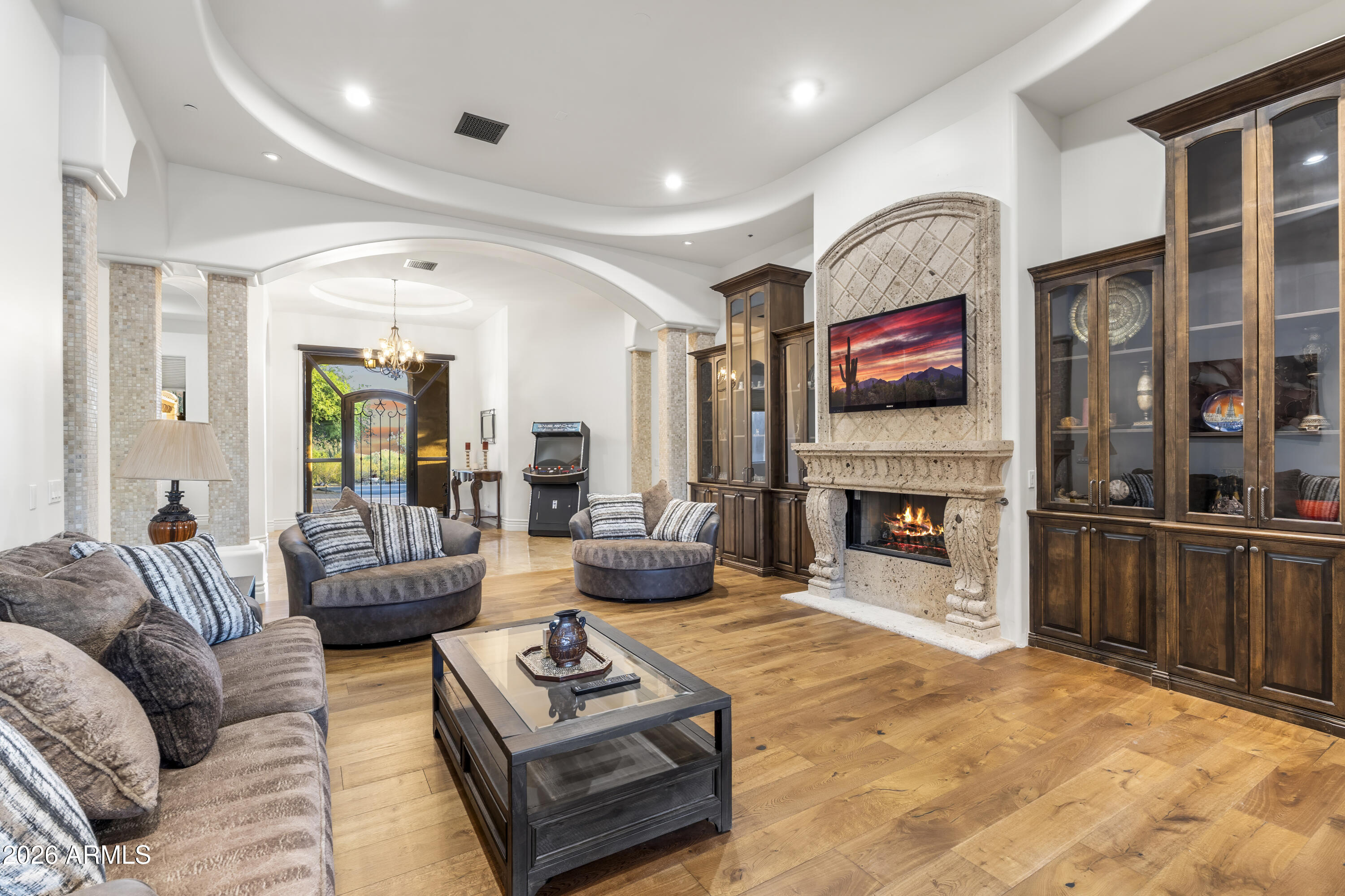 PINNACLE PARADISE - Residential