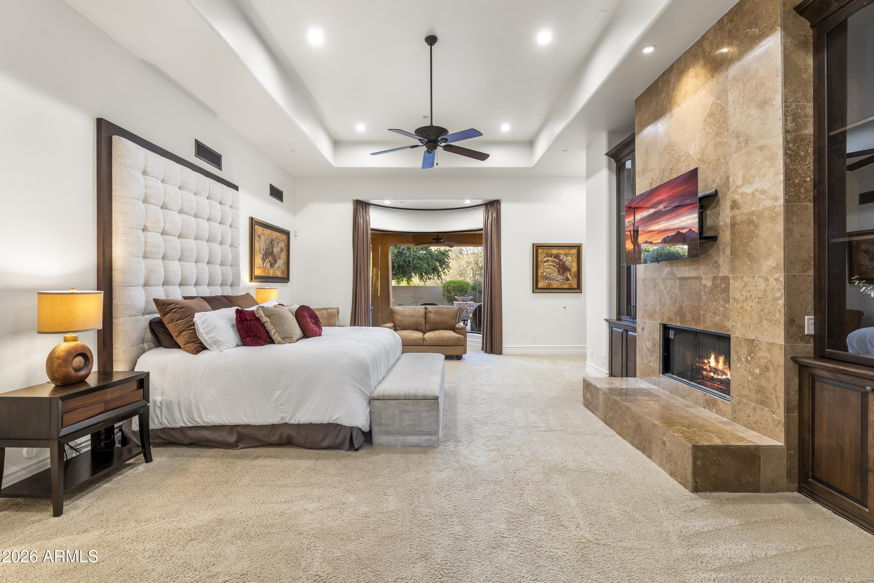 PINNACLE PARADISE - Residential
