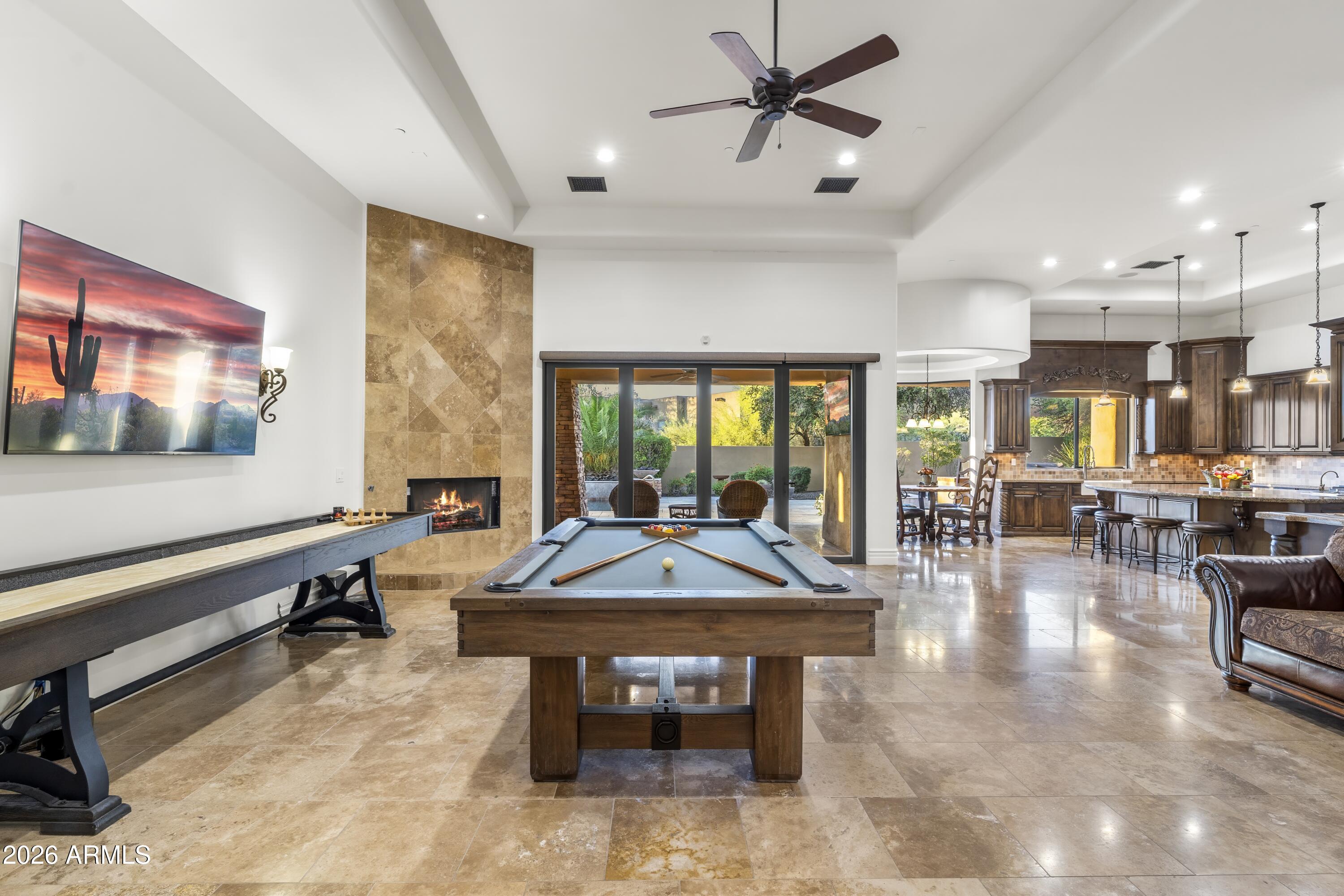 PINNACLE PARADISE - Residential