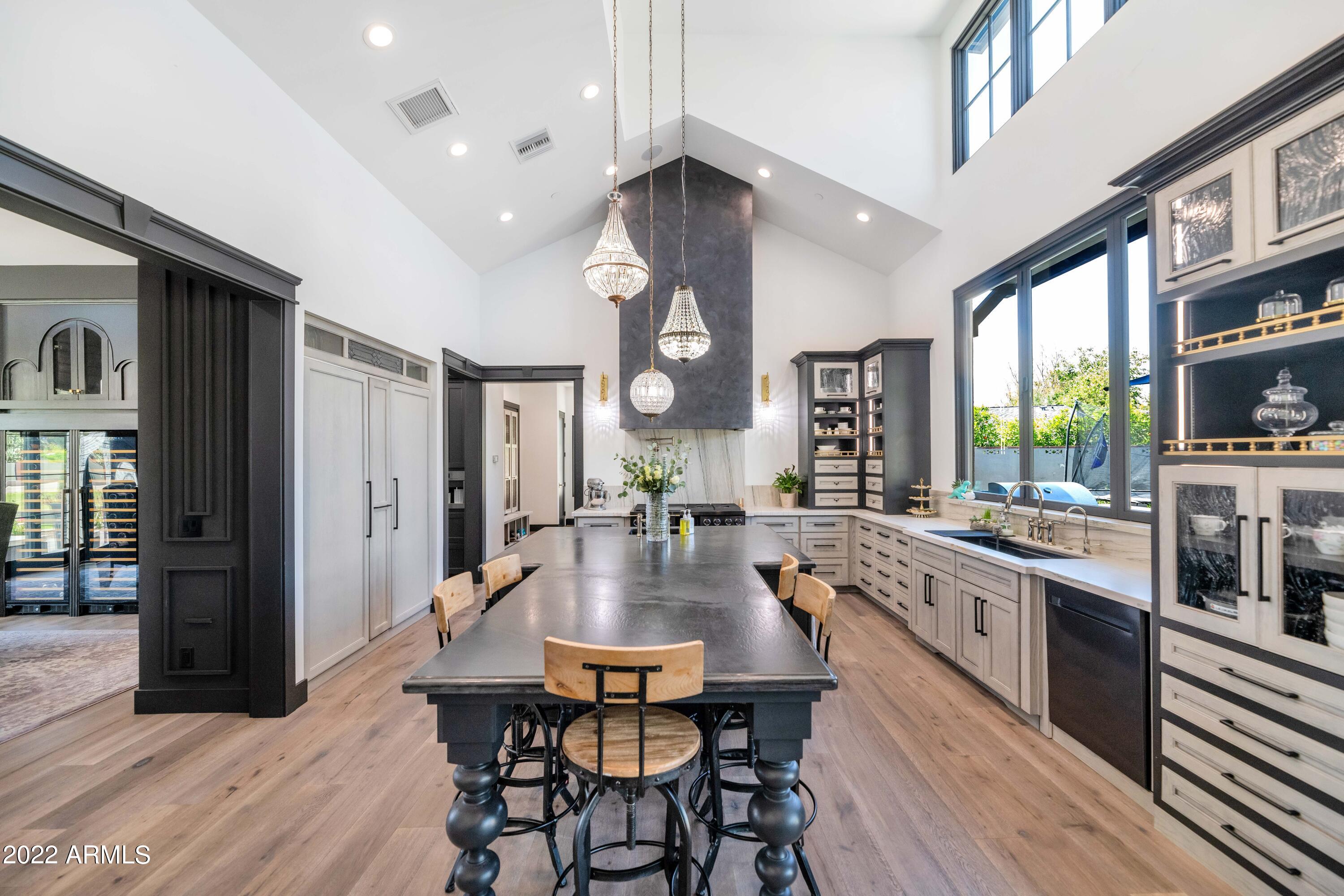 CASA LINDA 2 - Residential