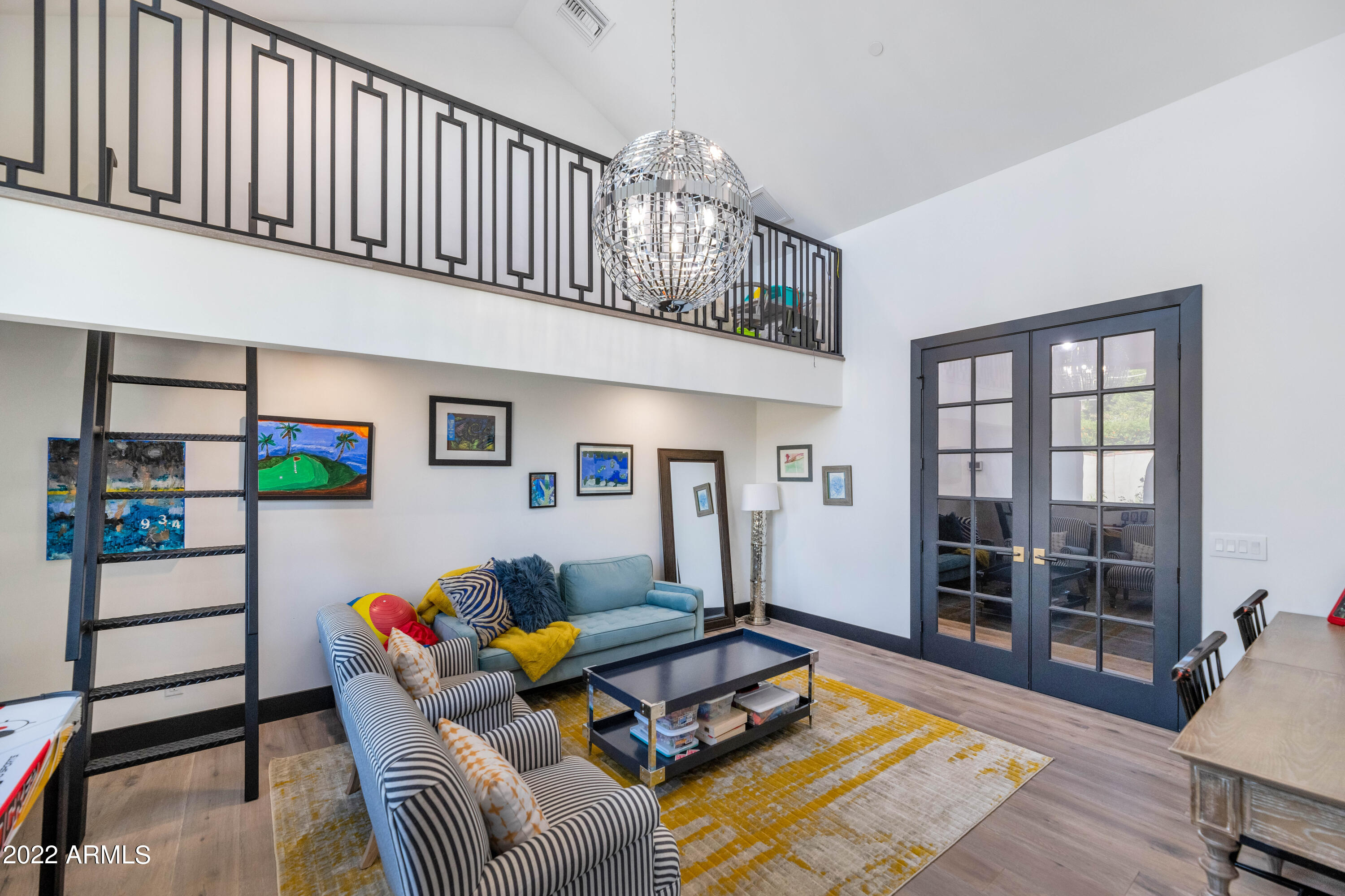 CASA LINDA 2 - Residential