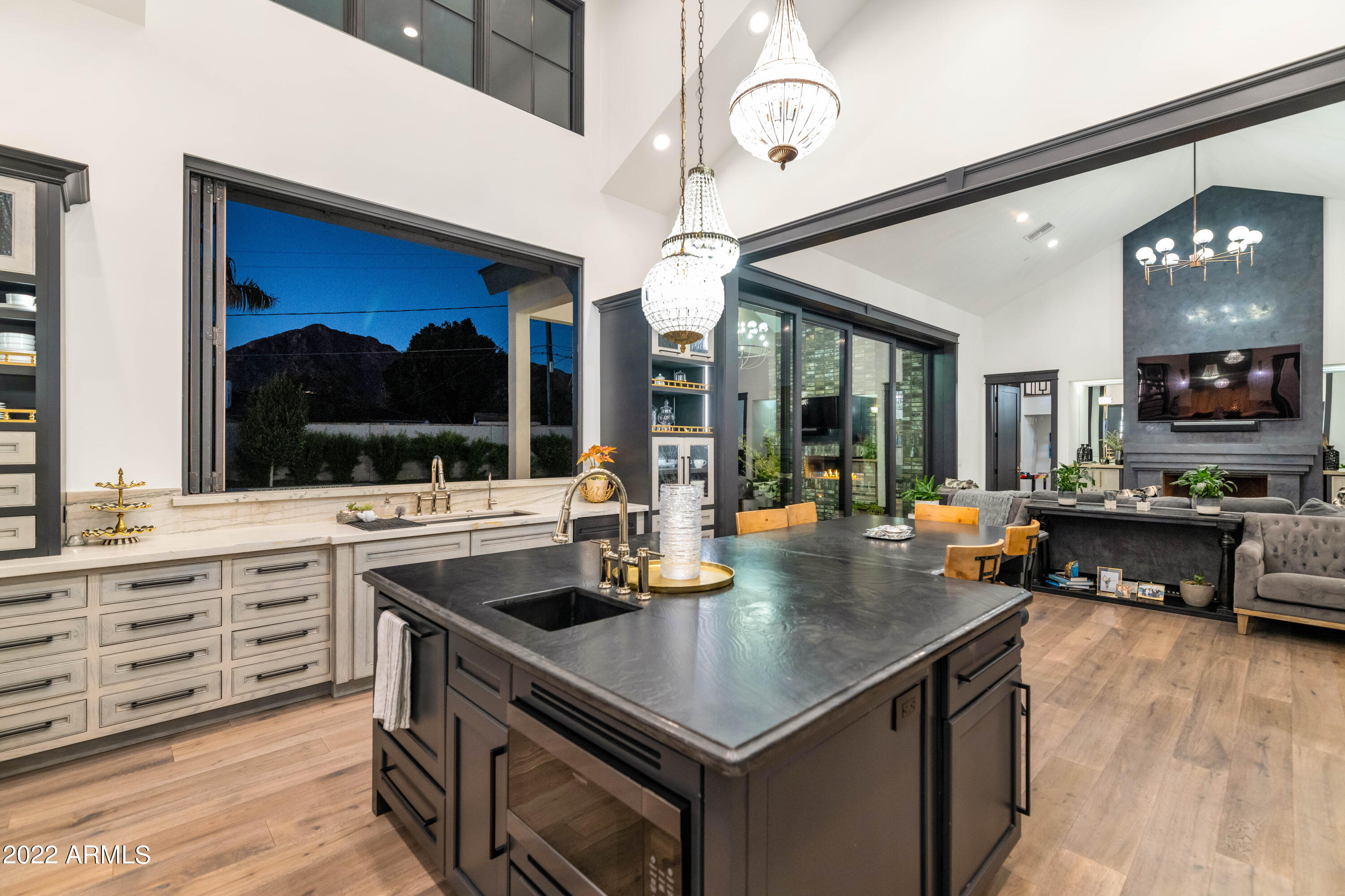CASA LINDA 2 - Residential