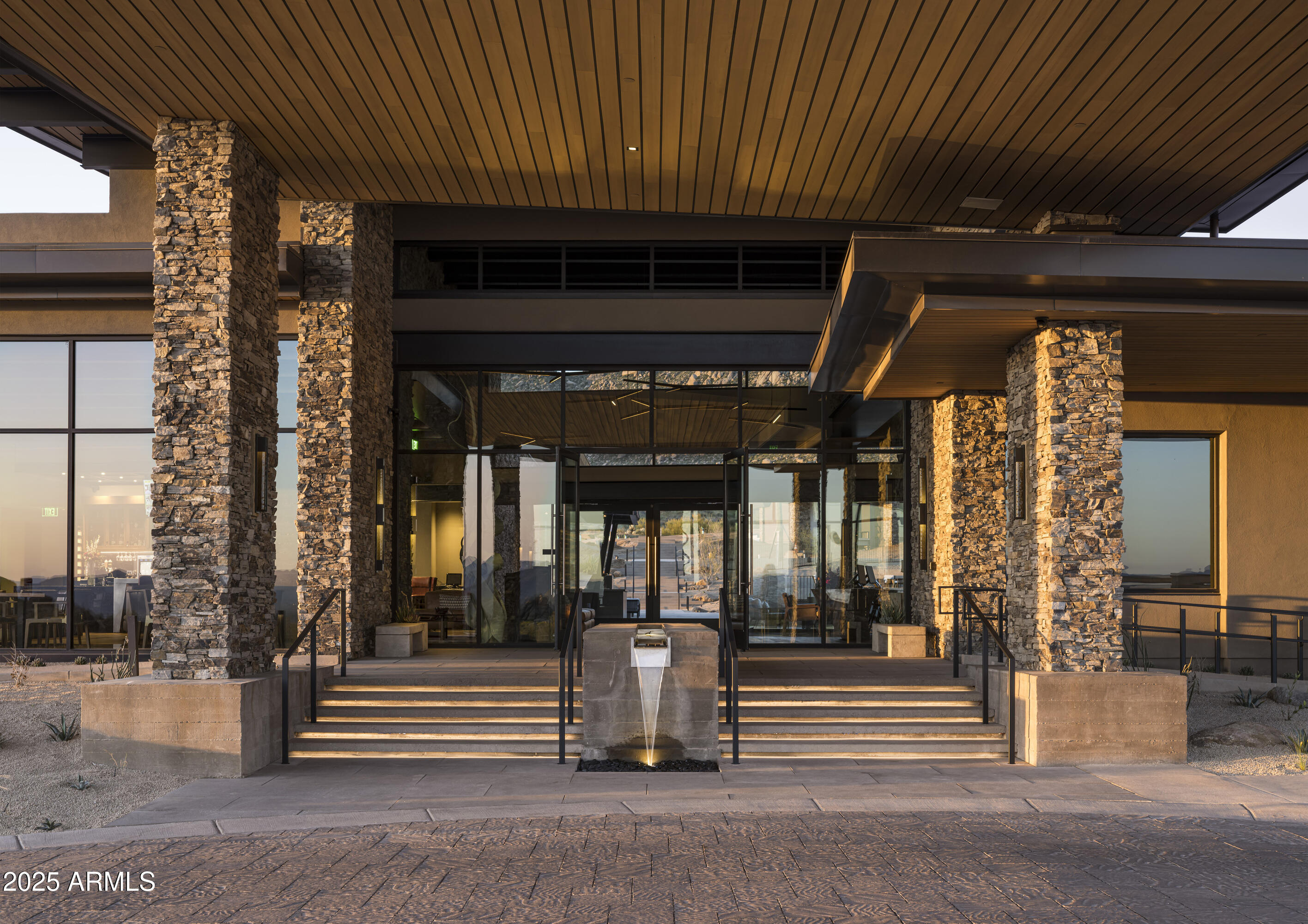 SERENO CANYON - Residential