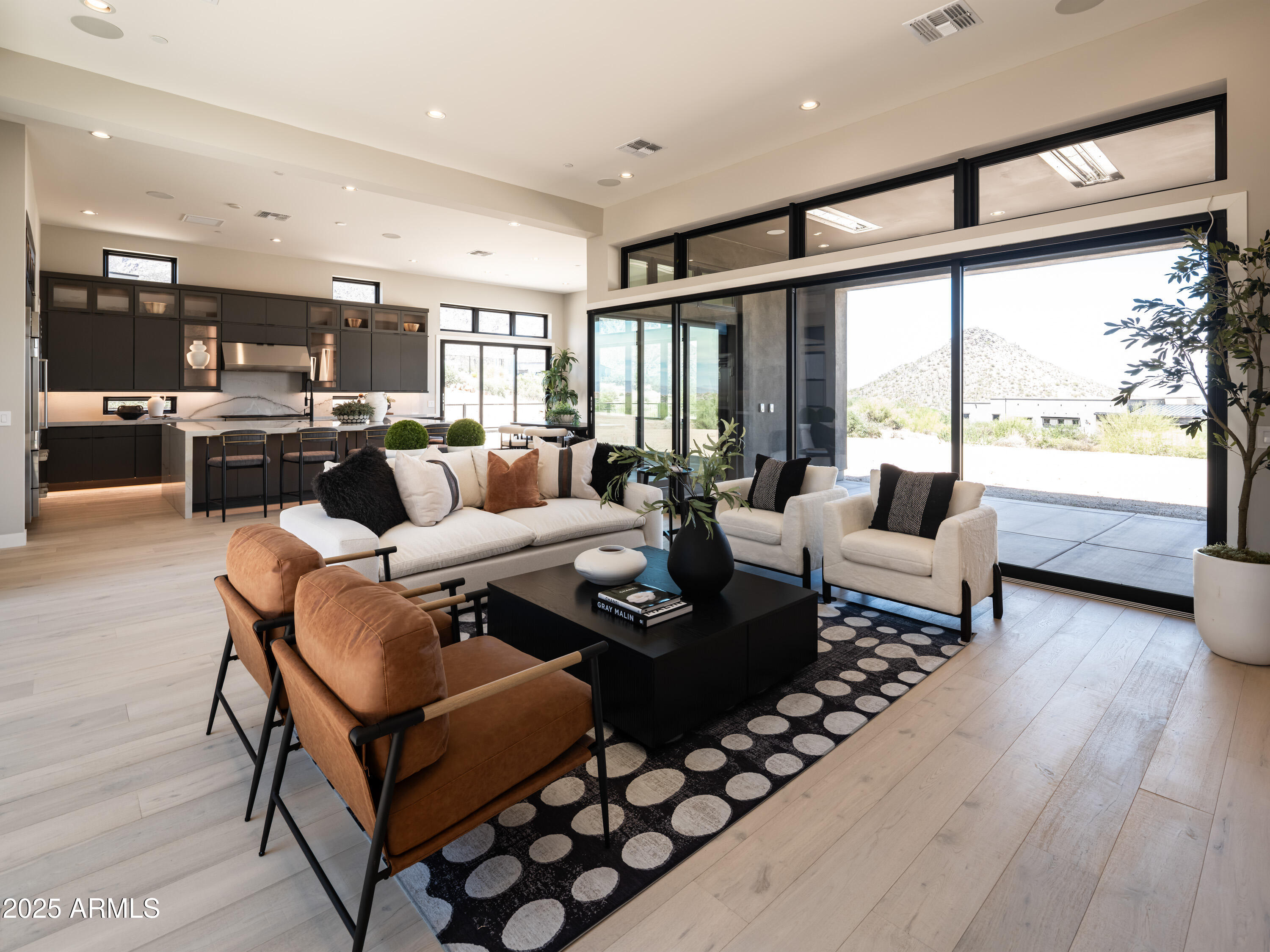 SERENO CANYON - Residential