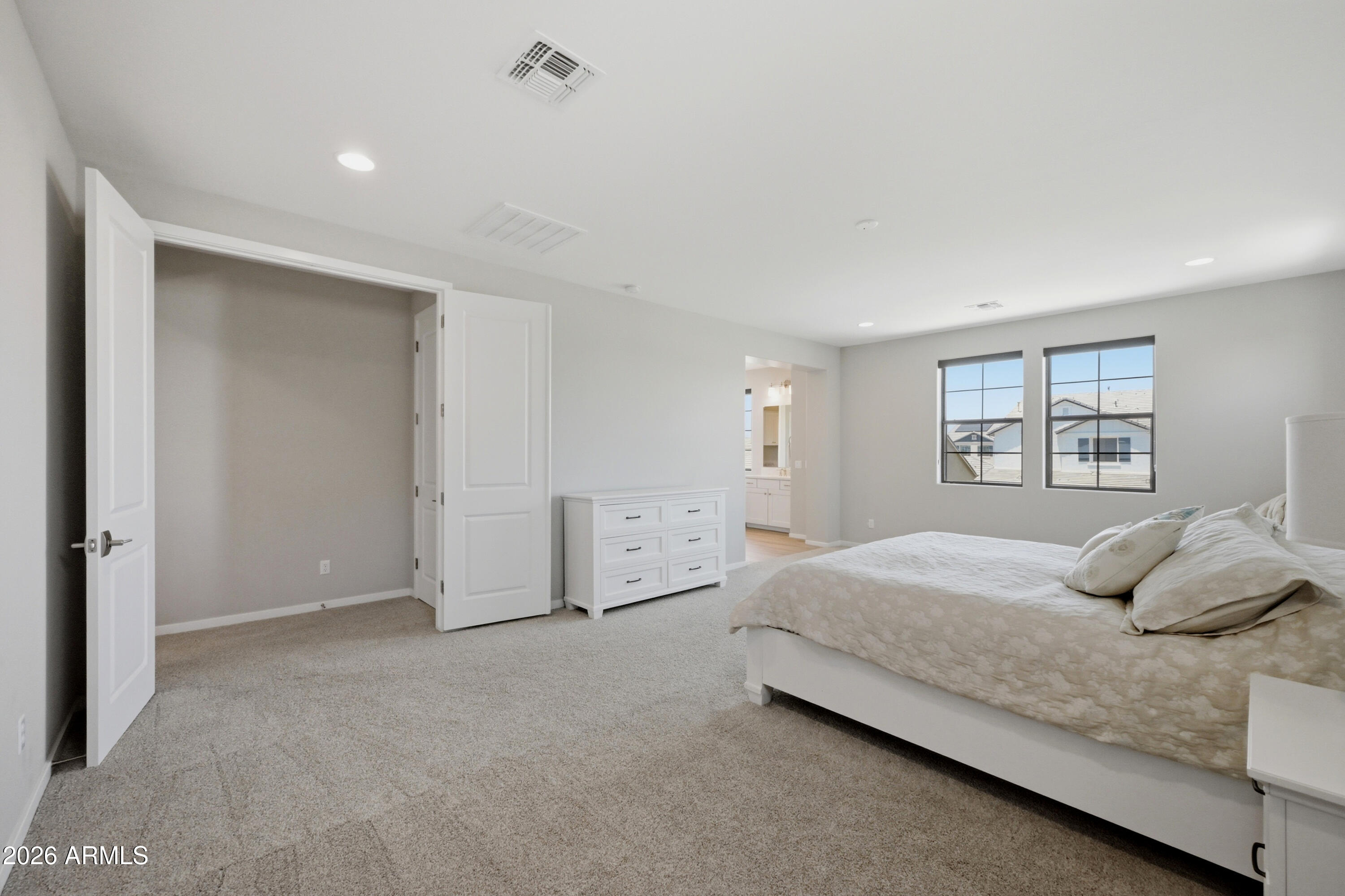 STRATFORD - Residential
