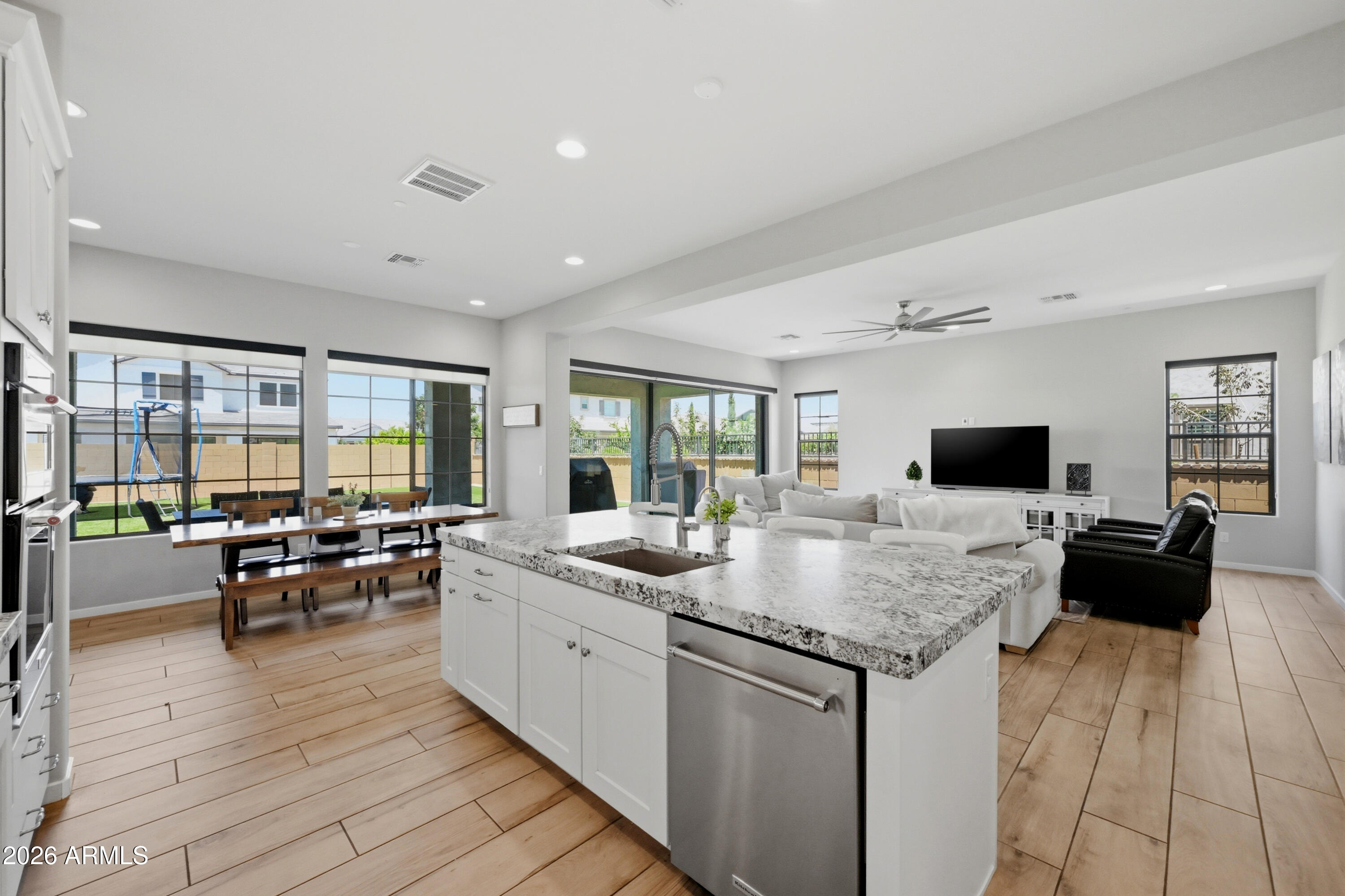 STRATFORD - Residential