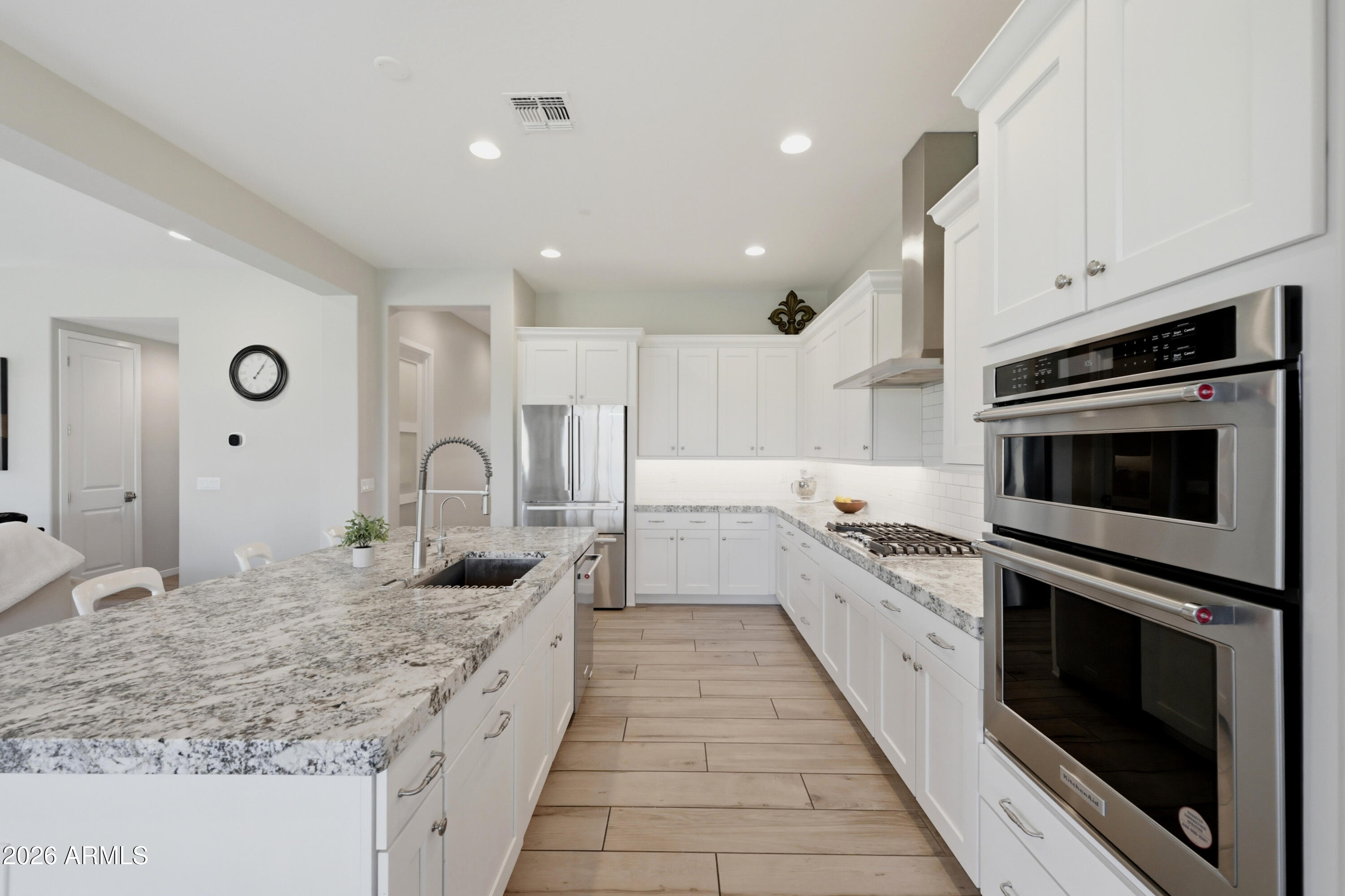 STRATFORD - Residential