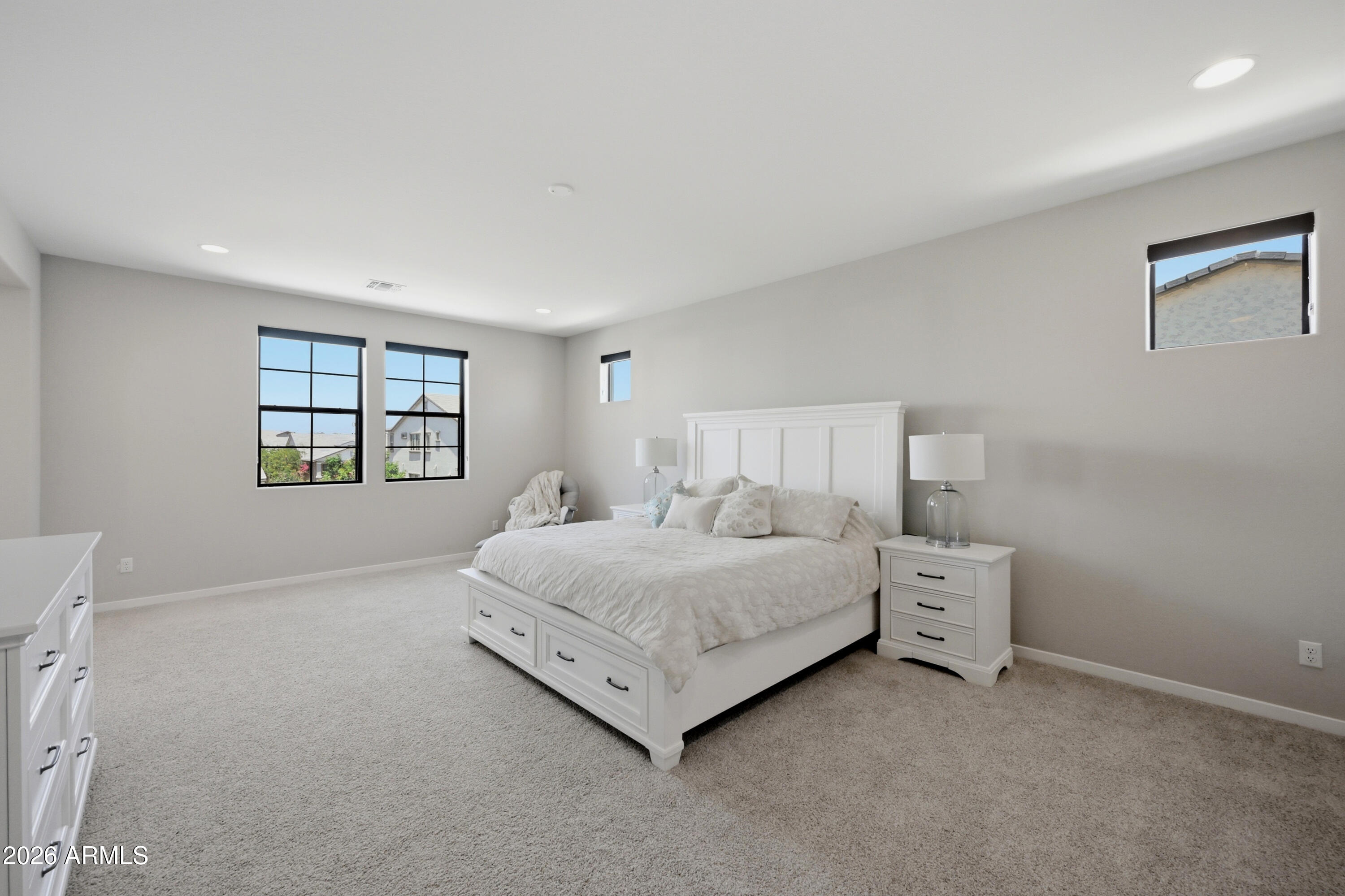 STRATFORD - Residential