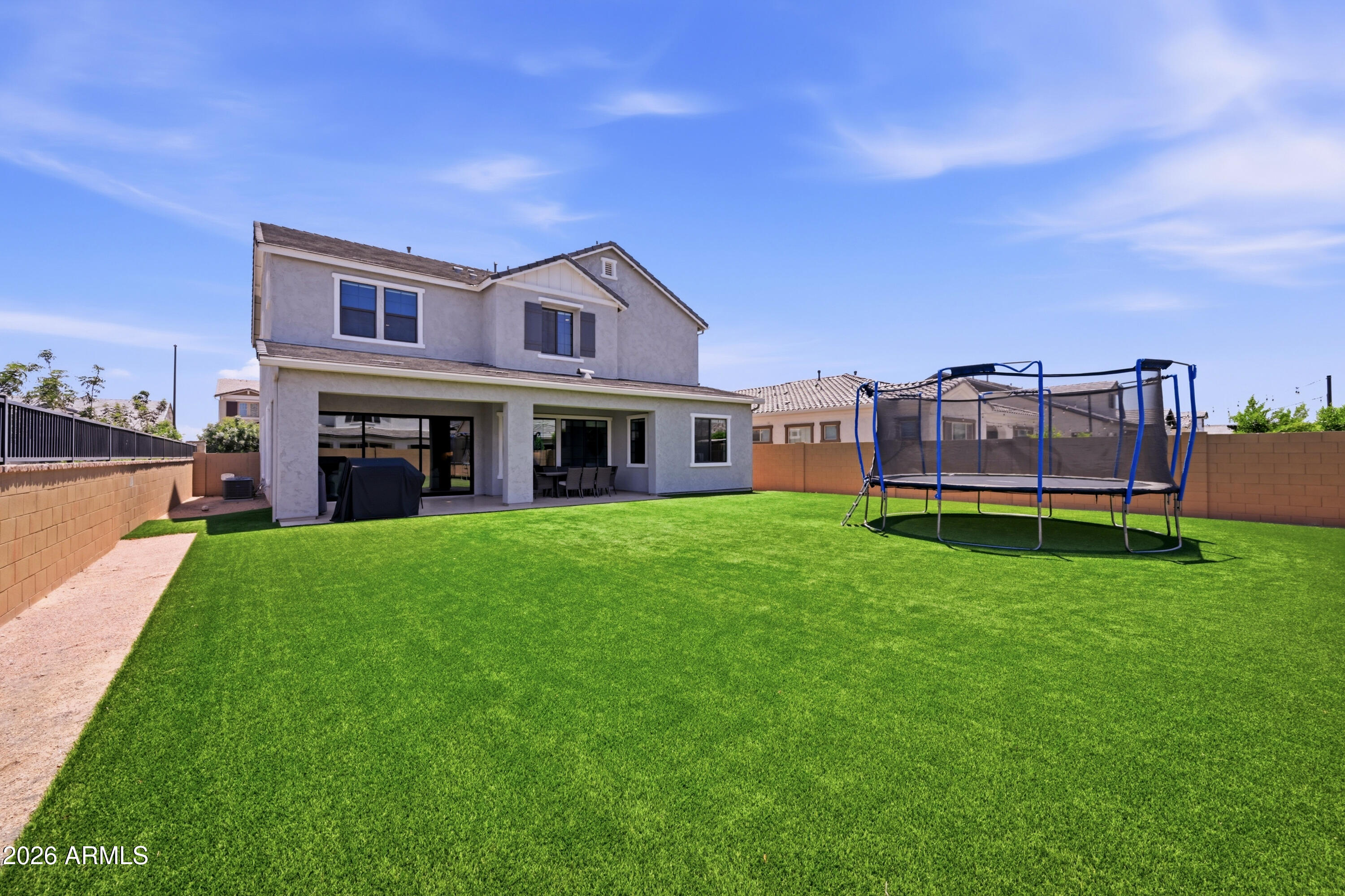 STRATFORD - Residential