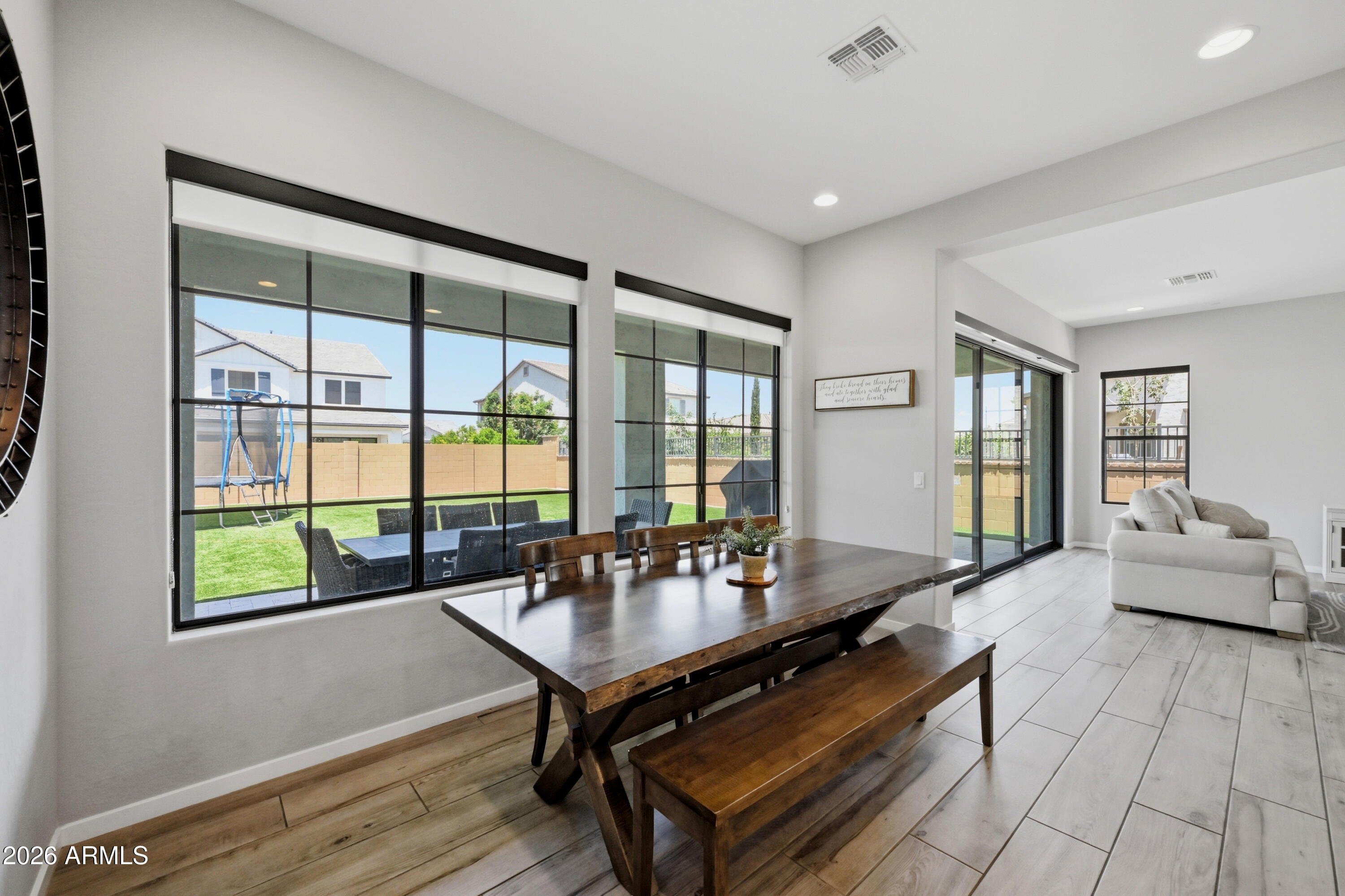 STRATFORD - Residential