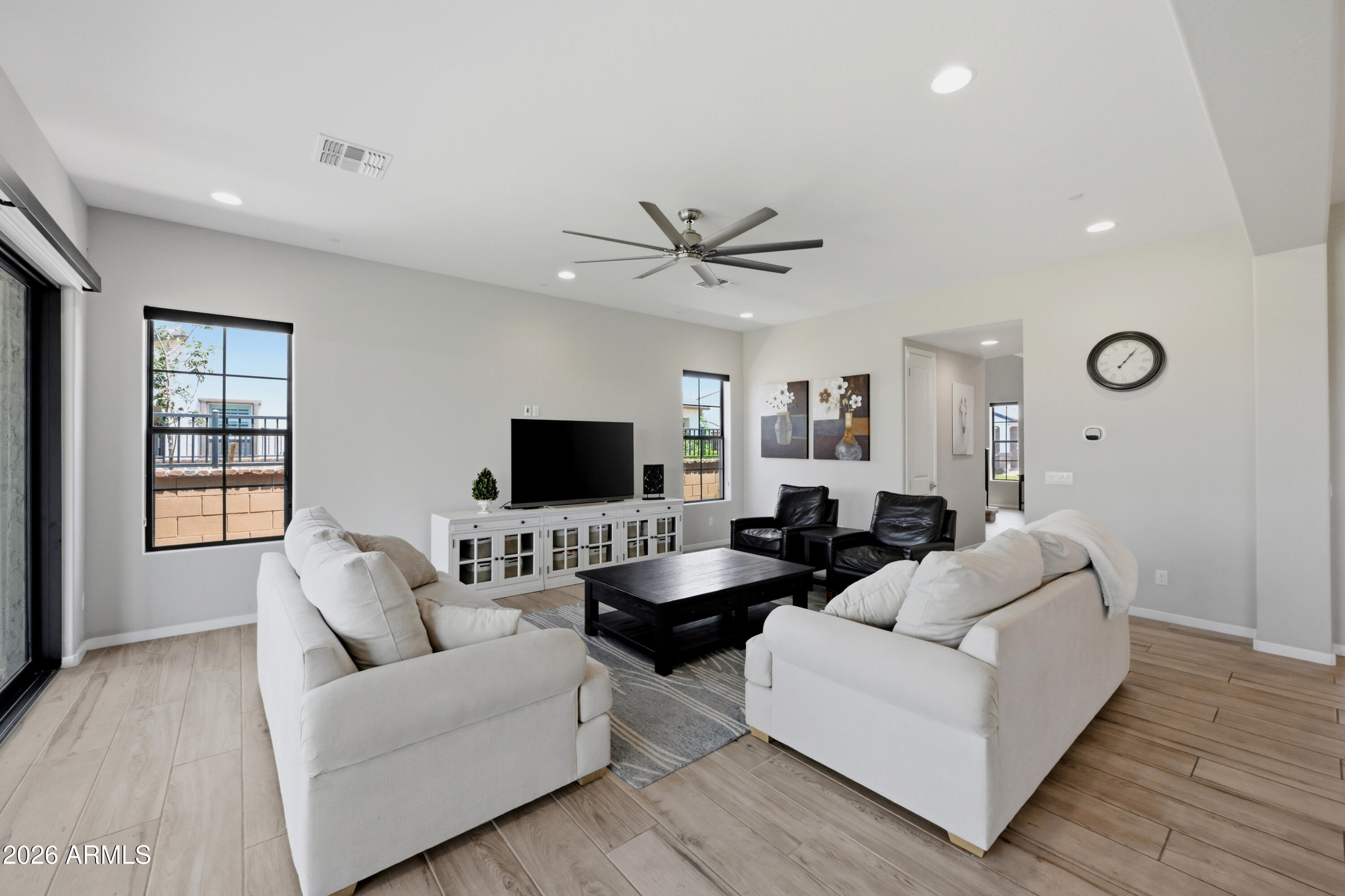 STRATFORD - Residential