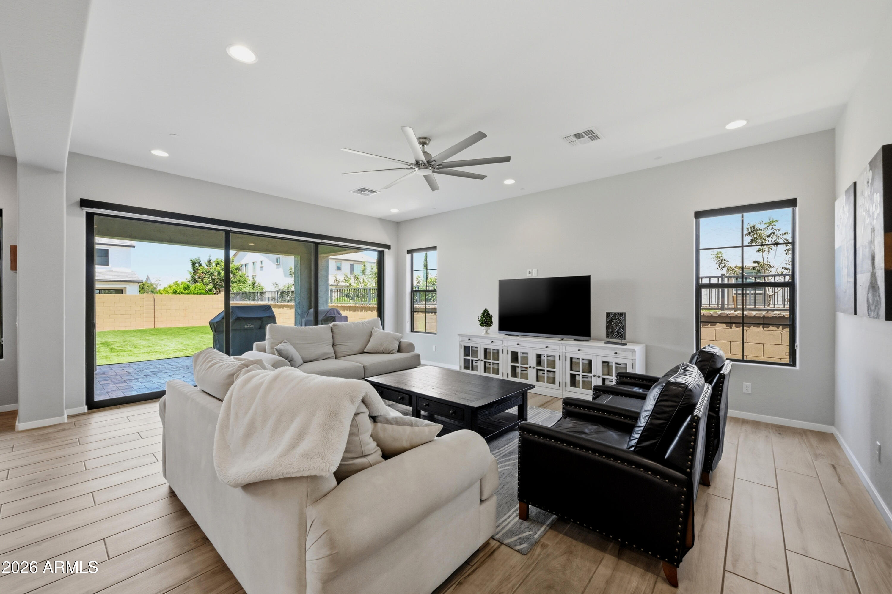 STRATFORD - Residential