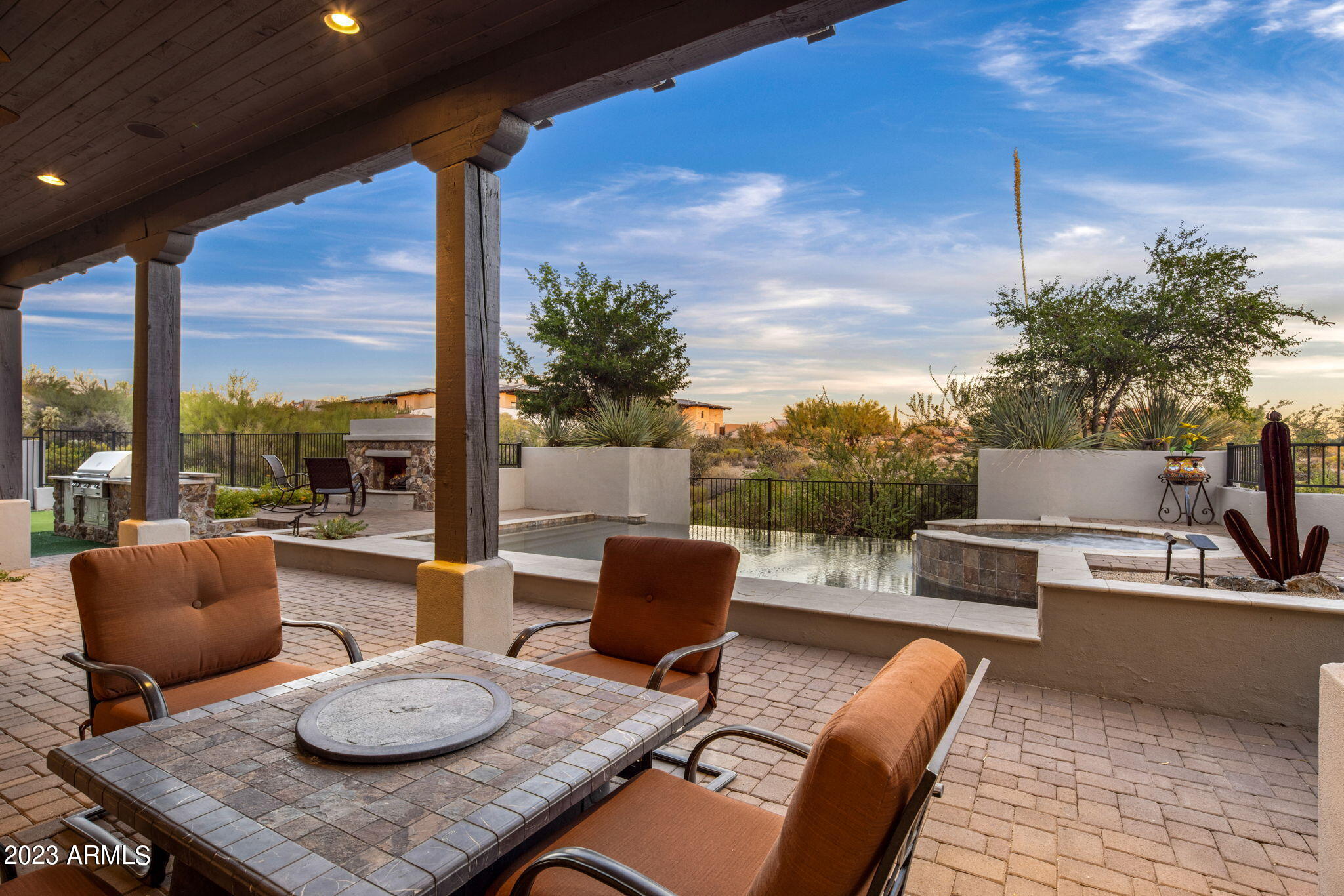 Mirabel Club - Residential