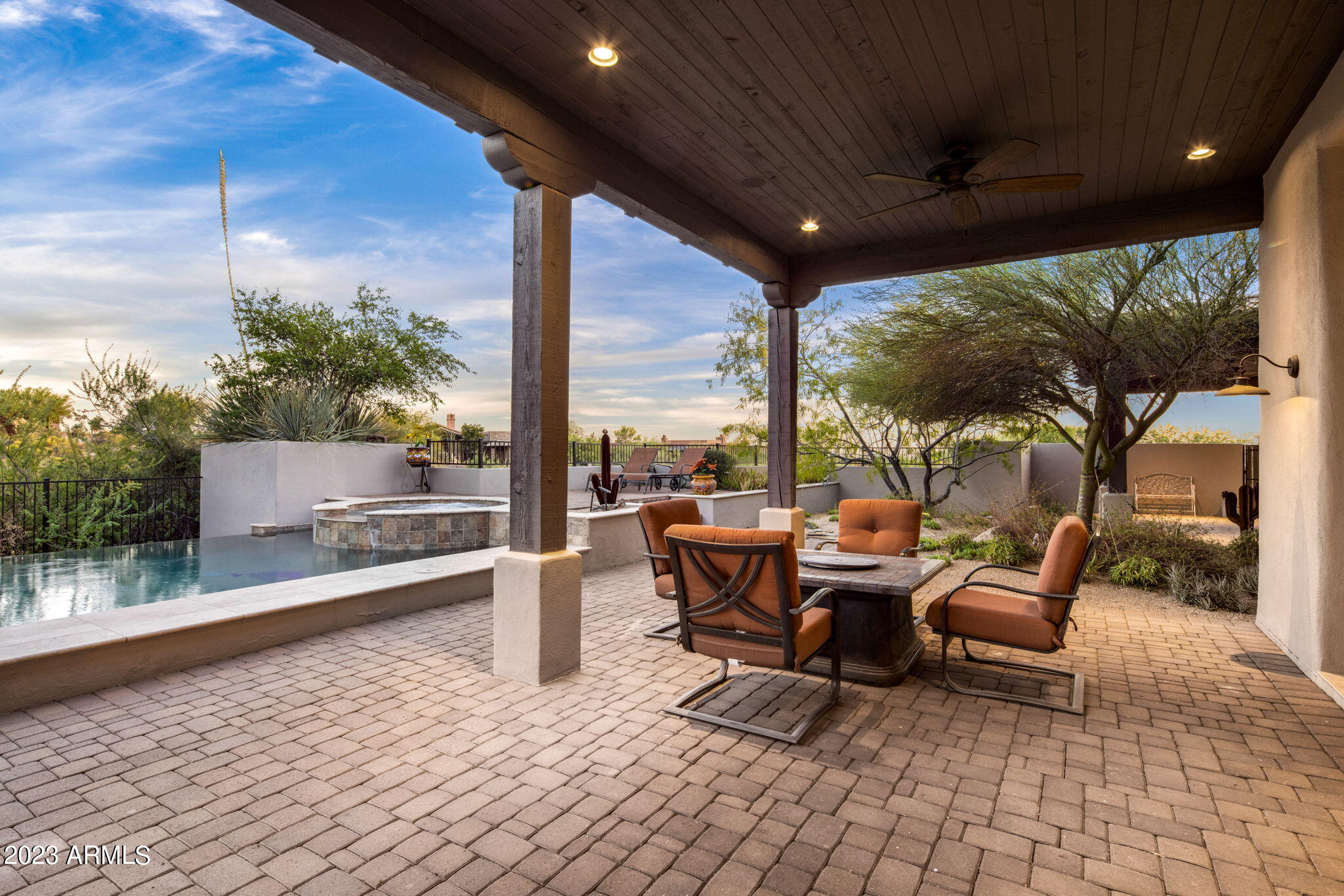 Mirabel Club - Residential