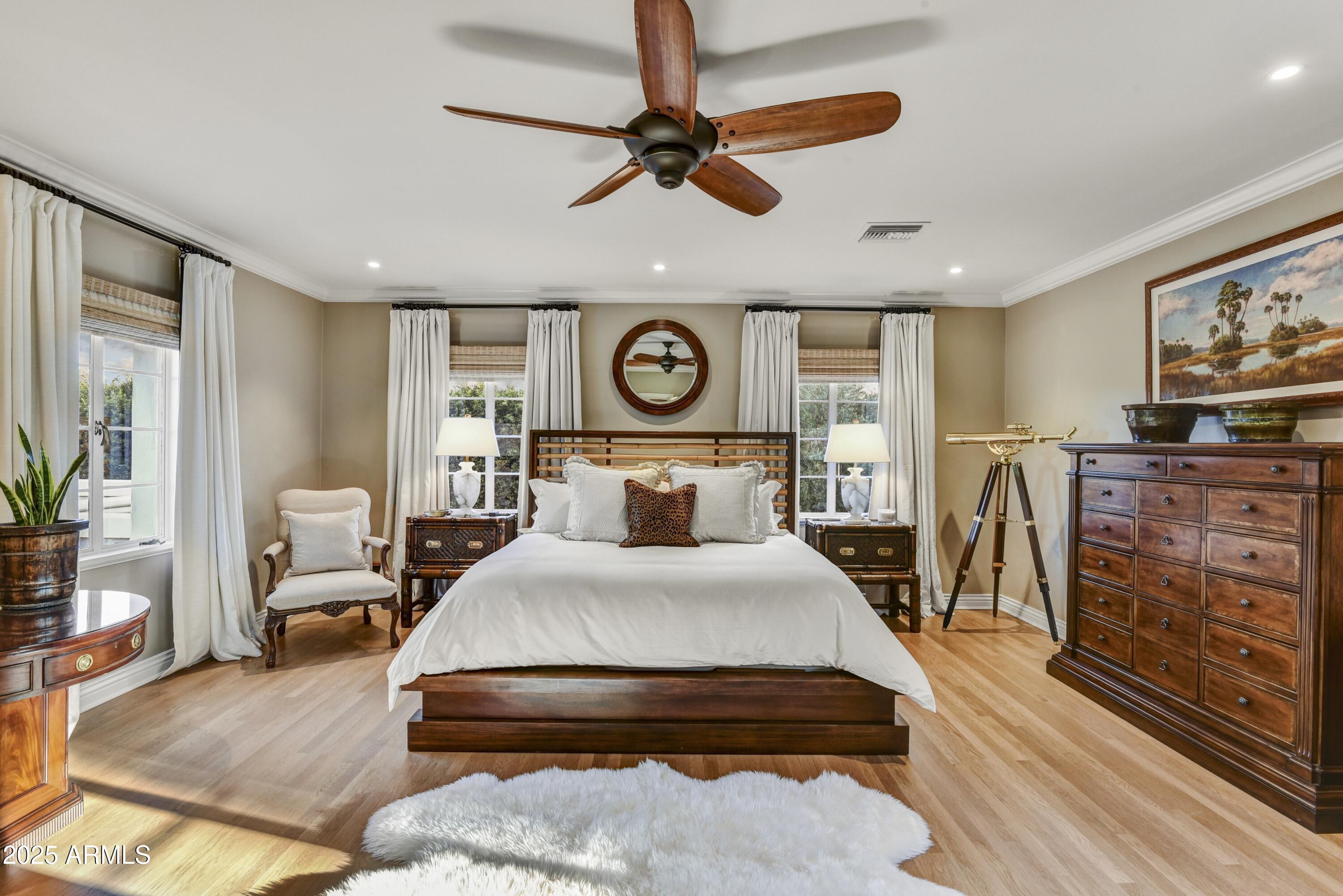 Country Club Manor - Residential